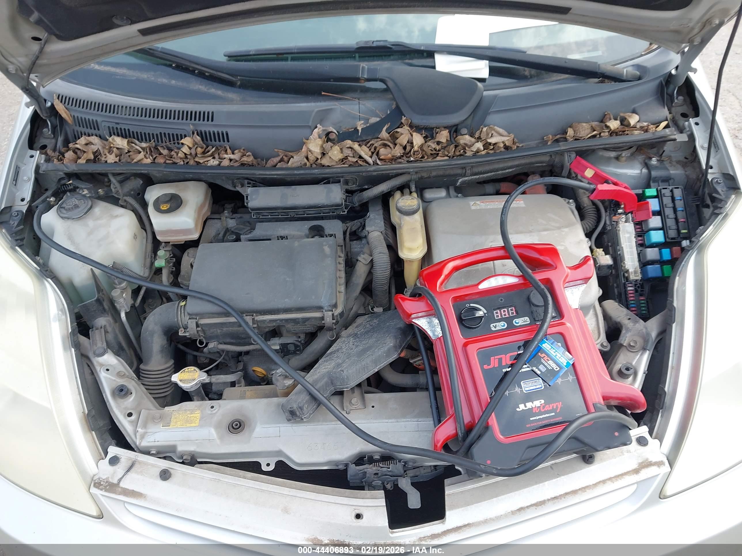 TOYOTA PRIUS image 10