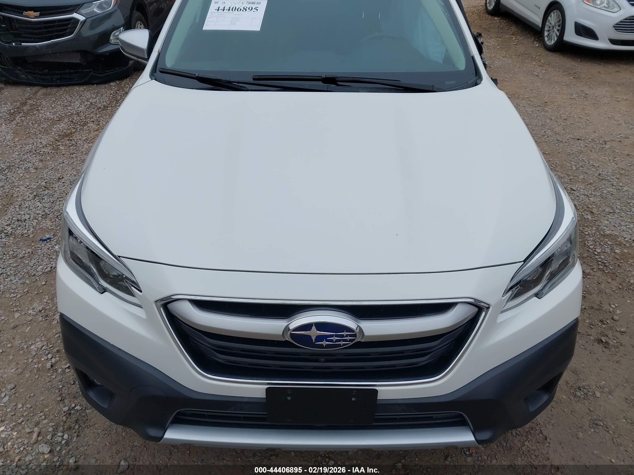 SUBARU OUTBACK image 10