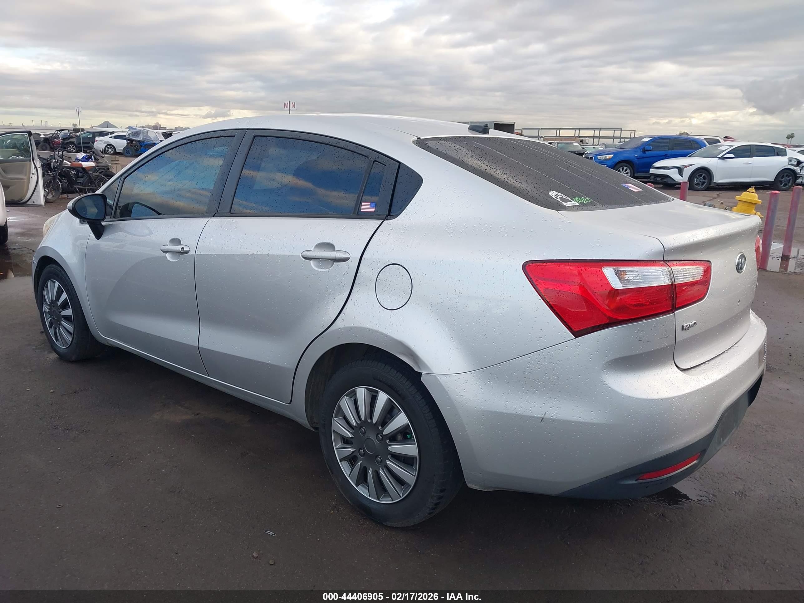 KIA RIO image 3