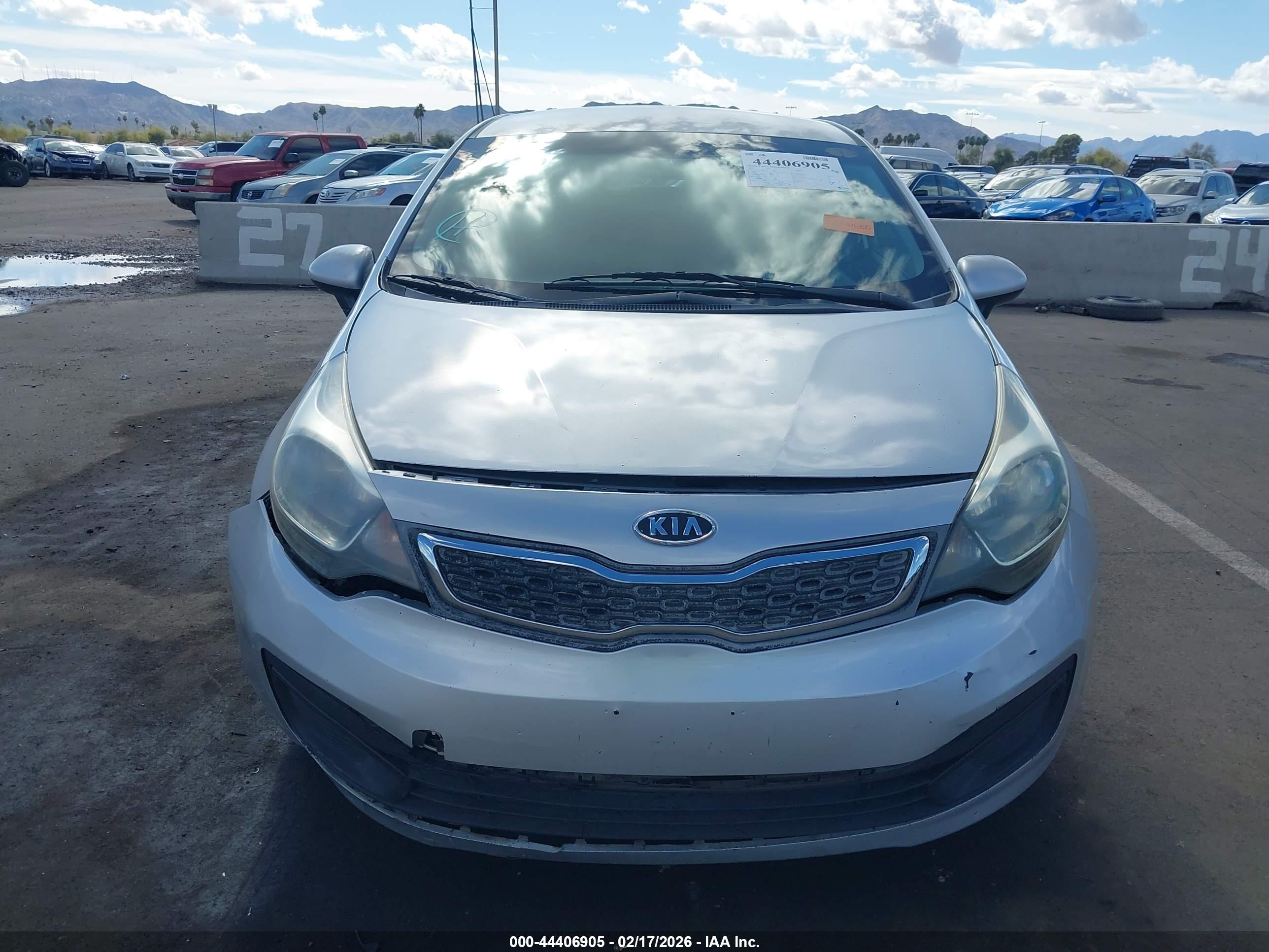 KIA RIO image 6