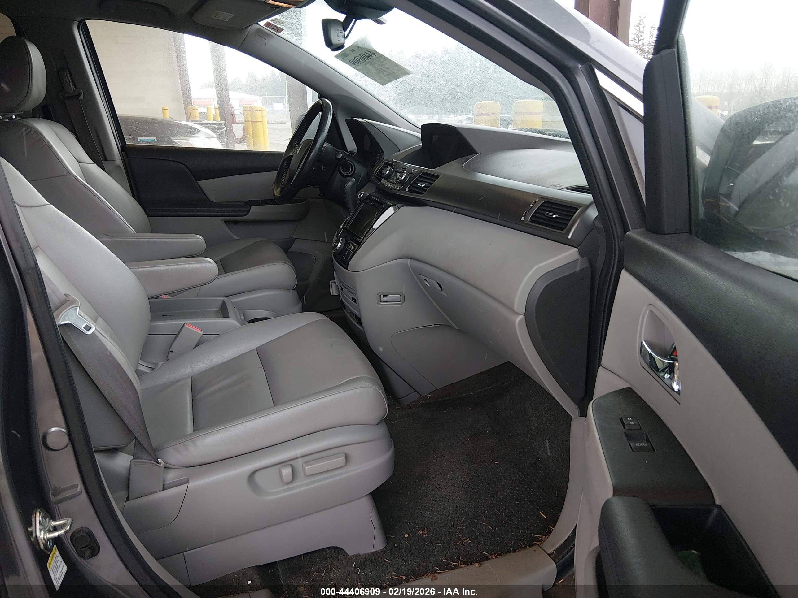 HONDA ODYSSEY image 5