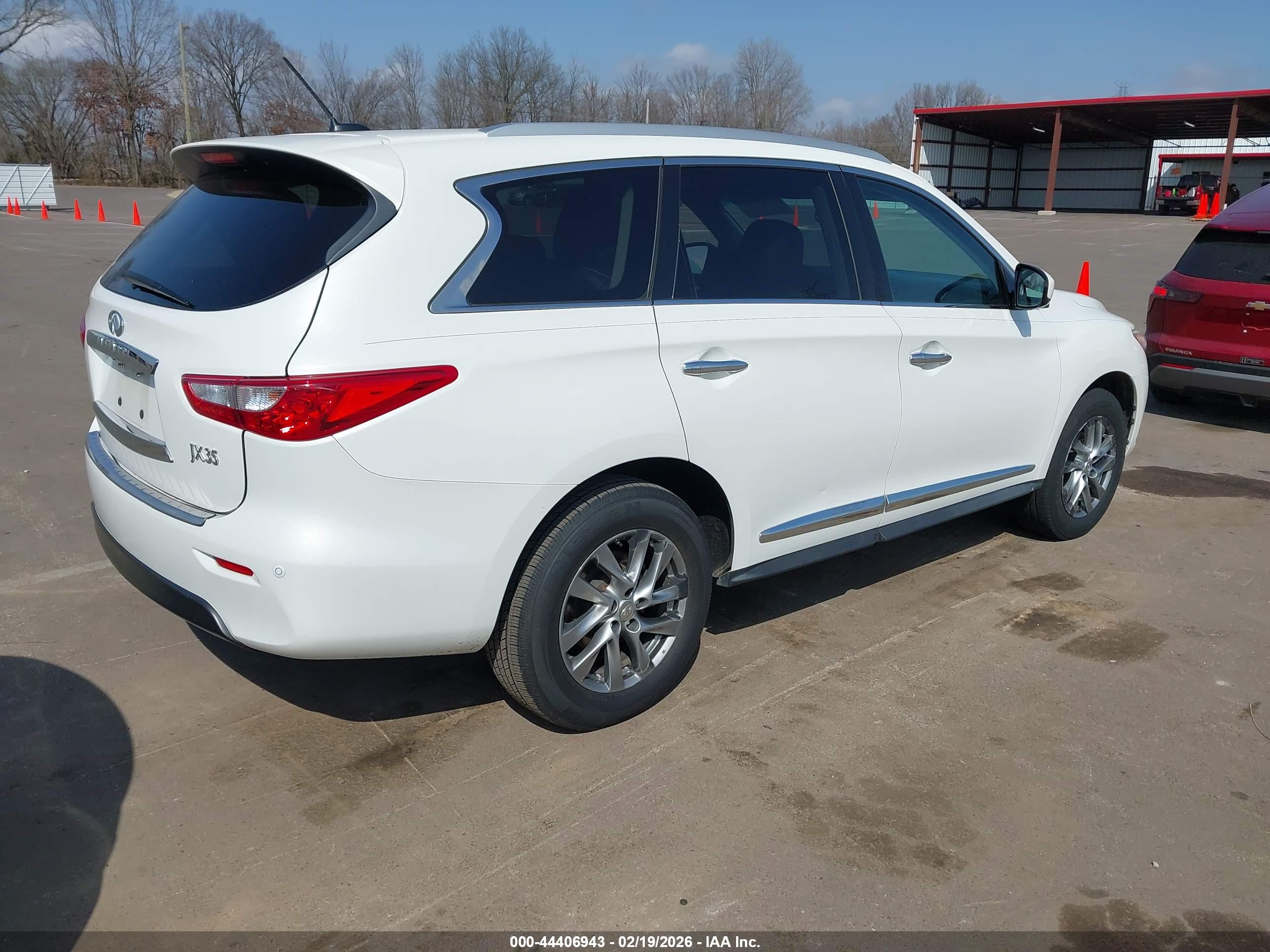 INFINITI JX35 image 4