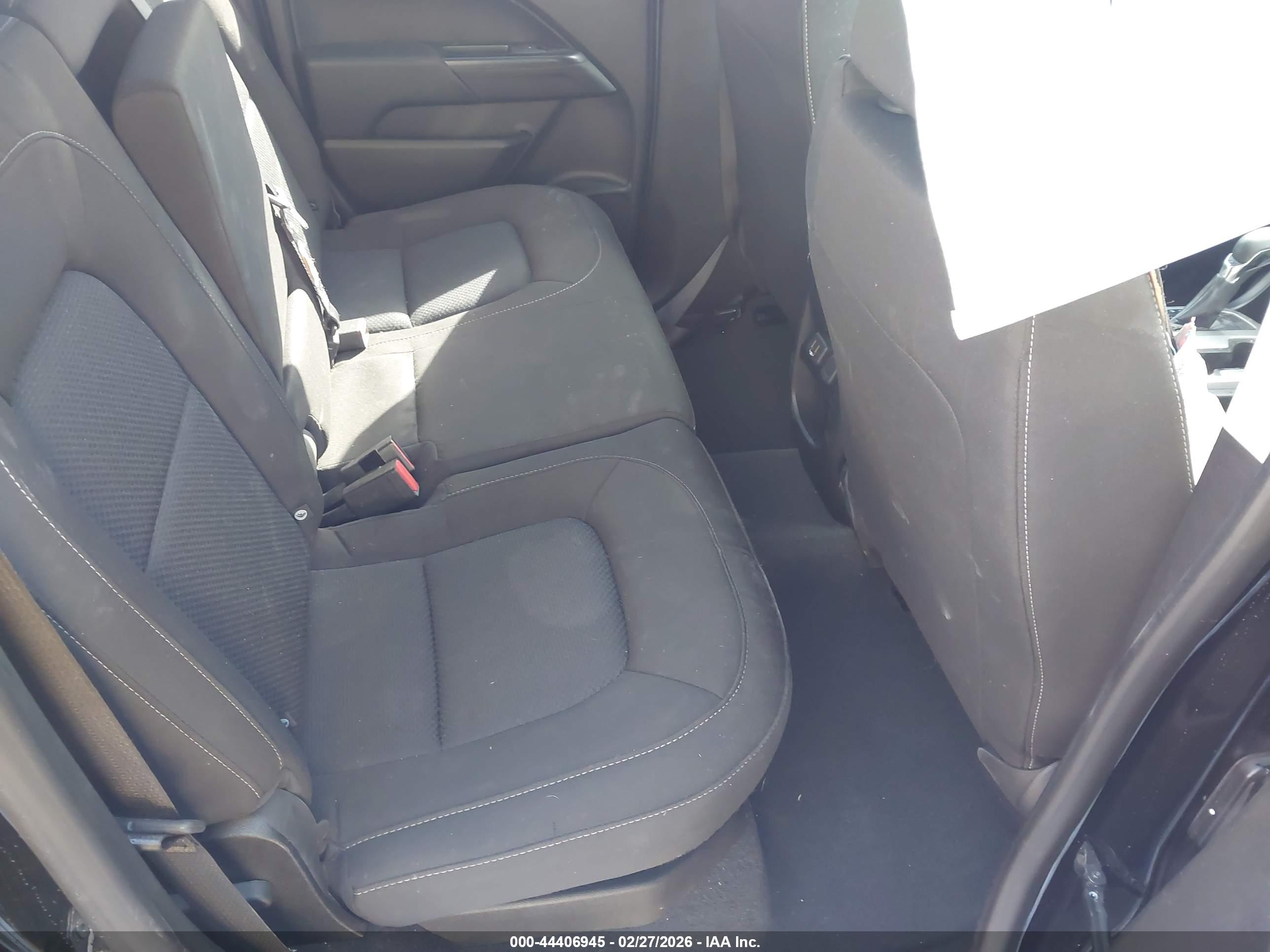 CHEVROLET COLORADO image 8