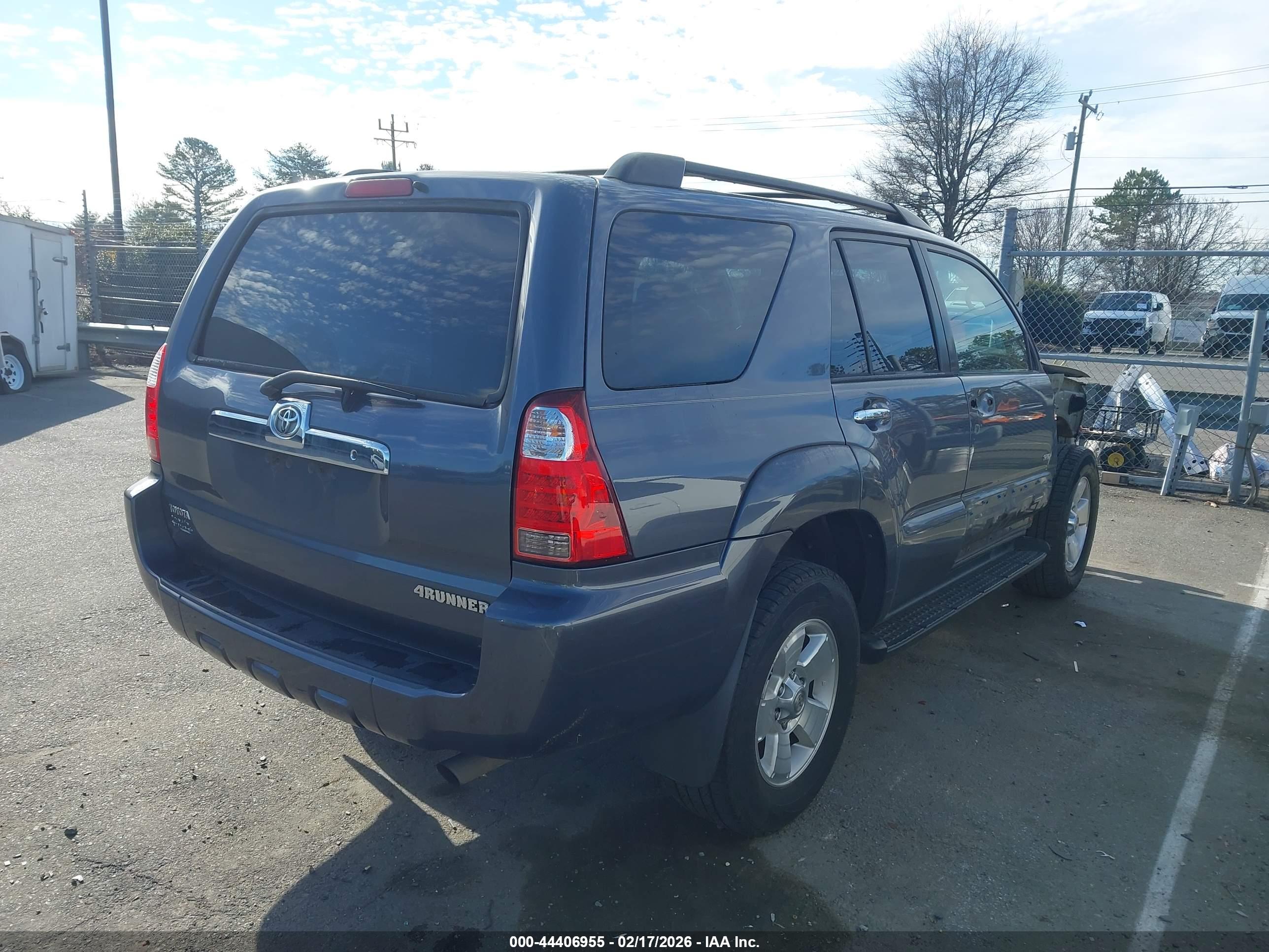 TOYOTA 4RUNNER image 4