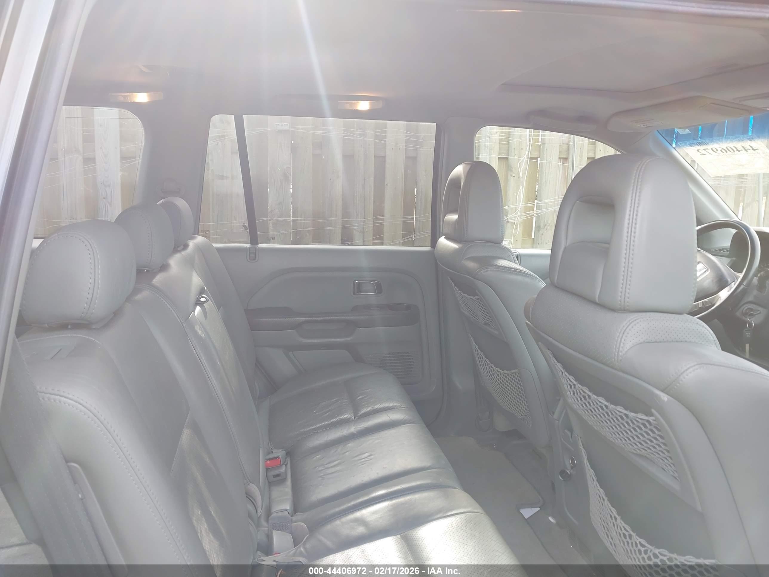 HONDA PILOT image 8