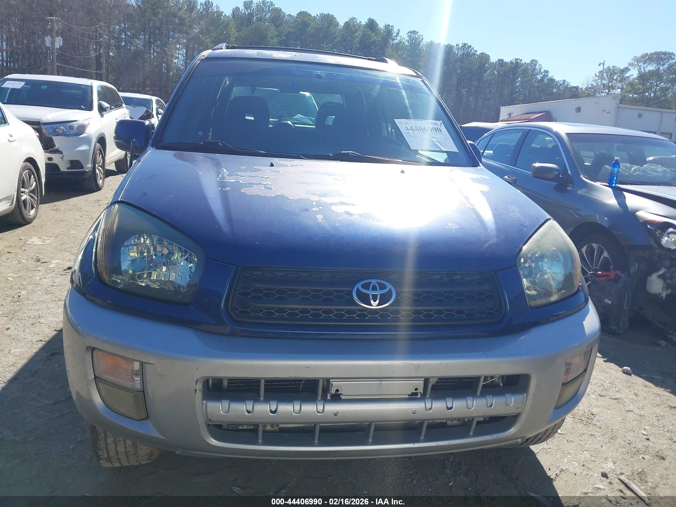 TOYOTA RAV4 image 6