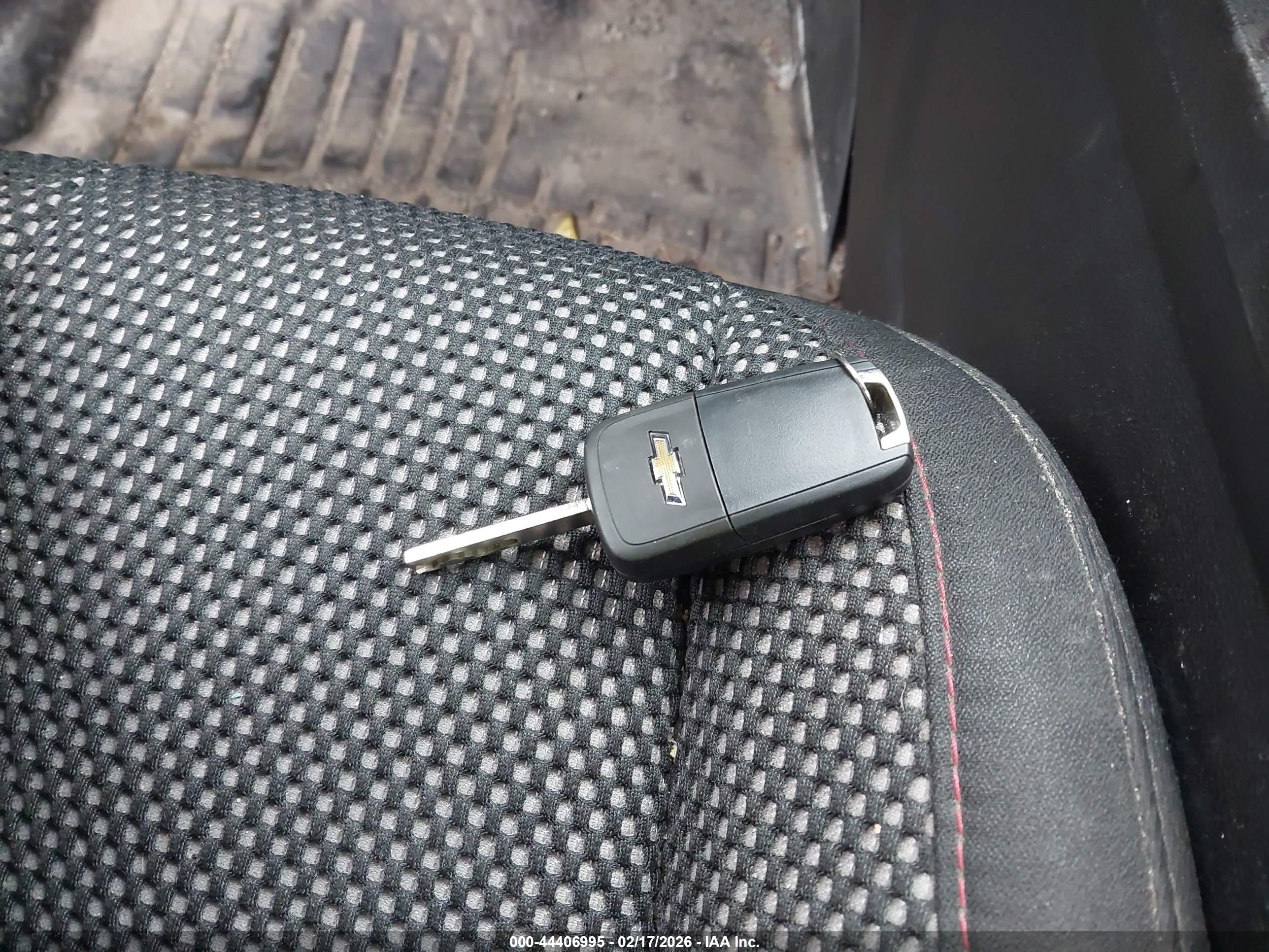 CHEVROLET EQUINOX image 11