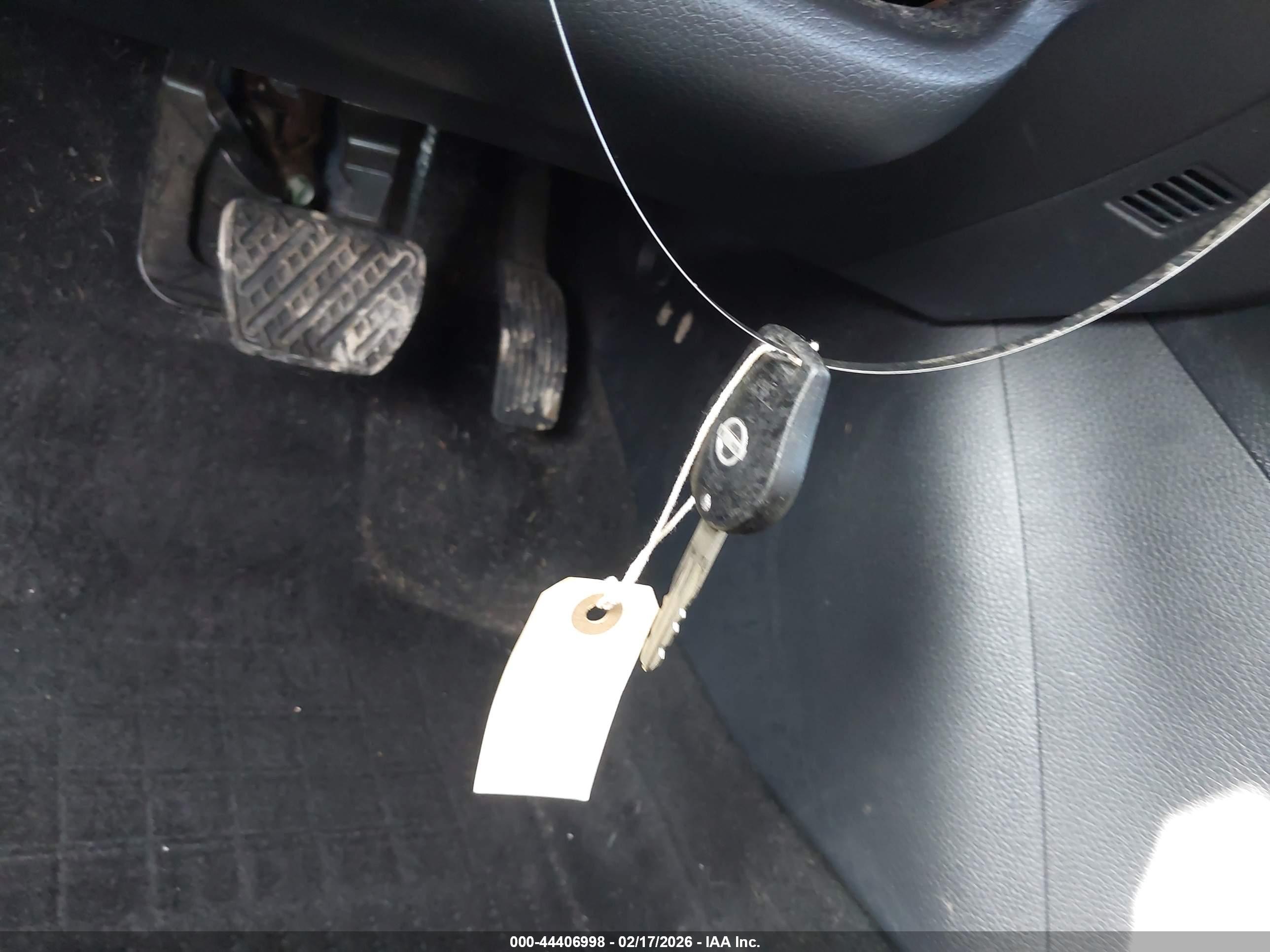 NISSAN SENTRA image 11