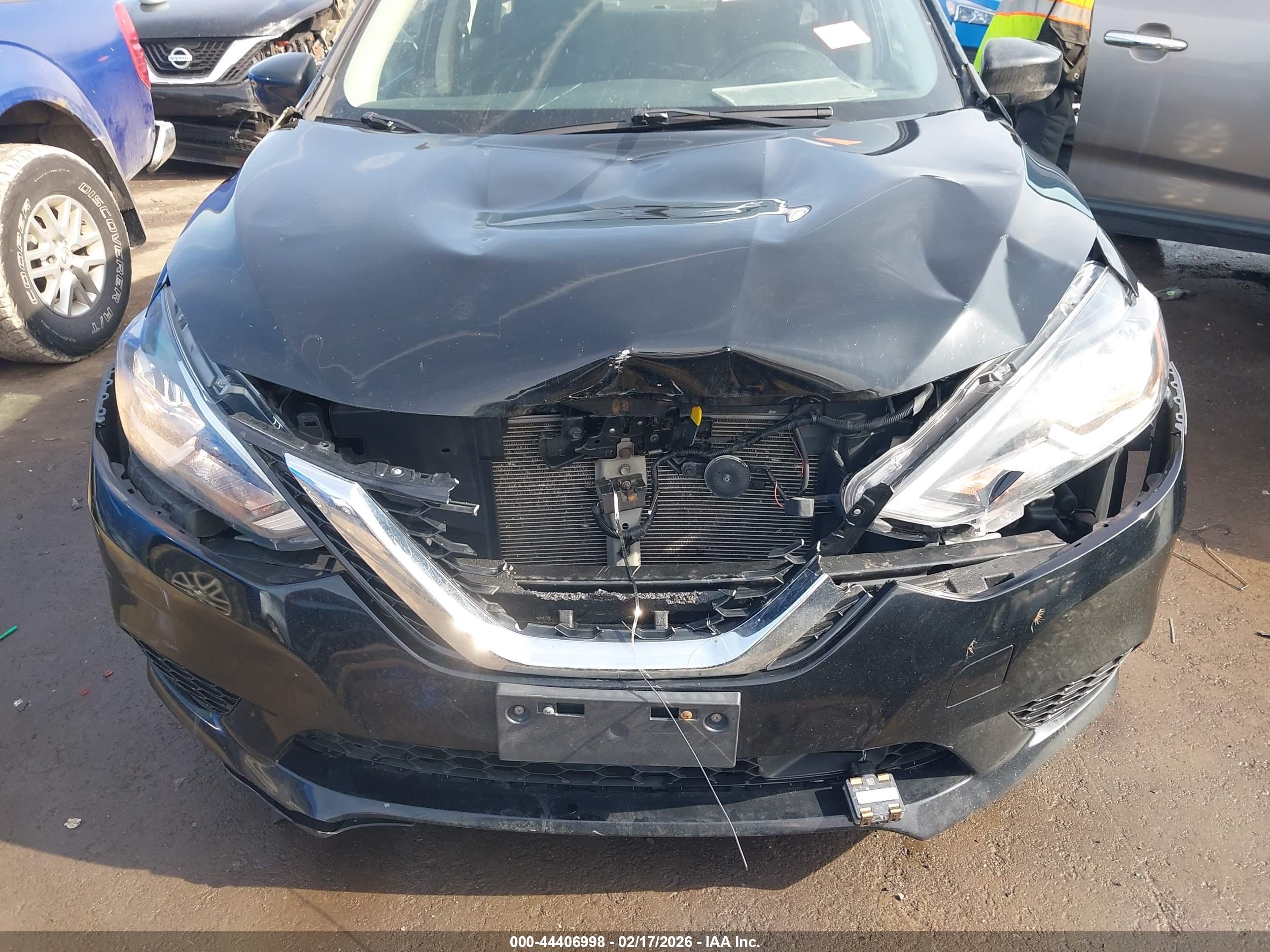 NISSAN SENTRA image 6