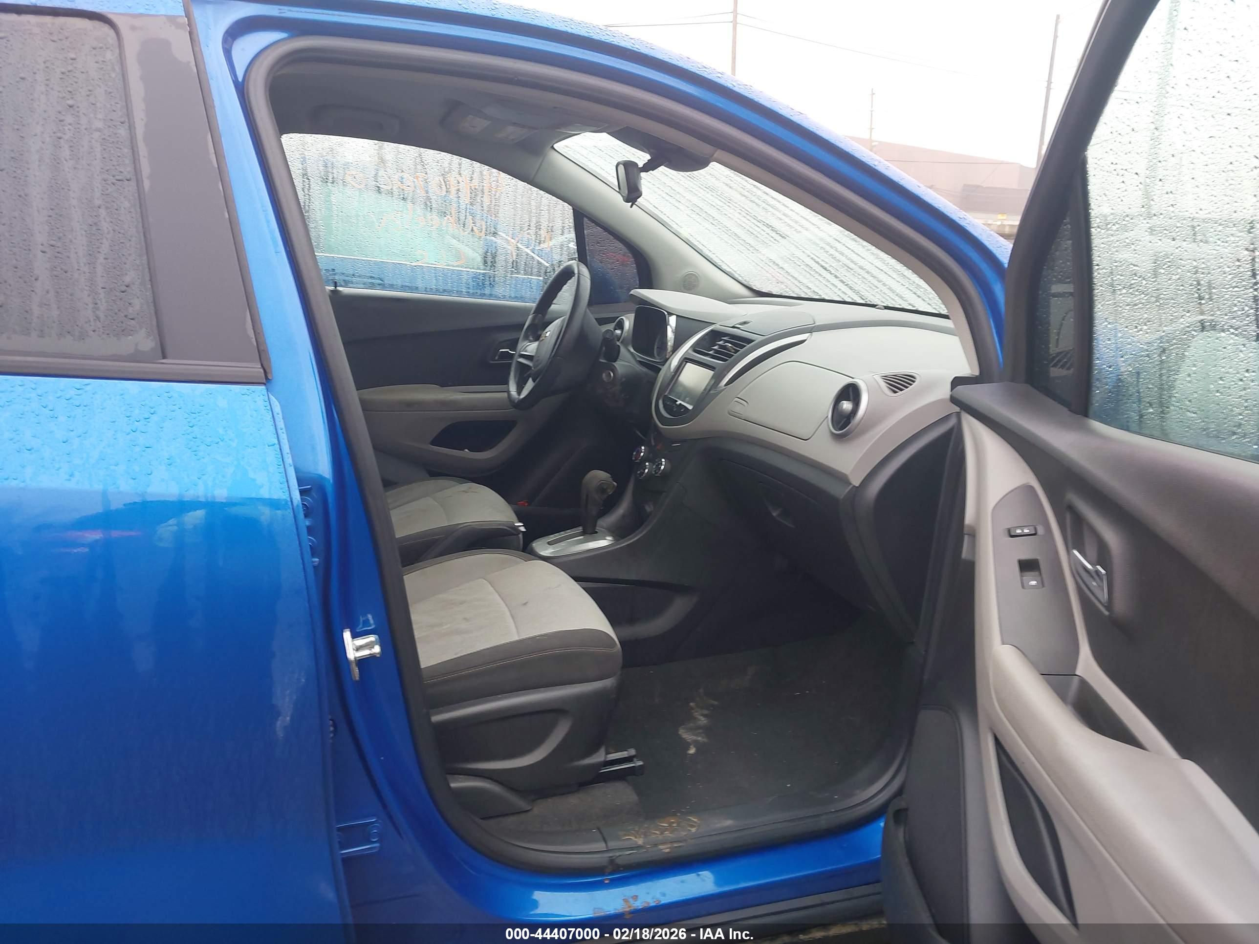 CHEVROLET TRAX image 5