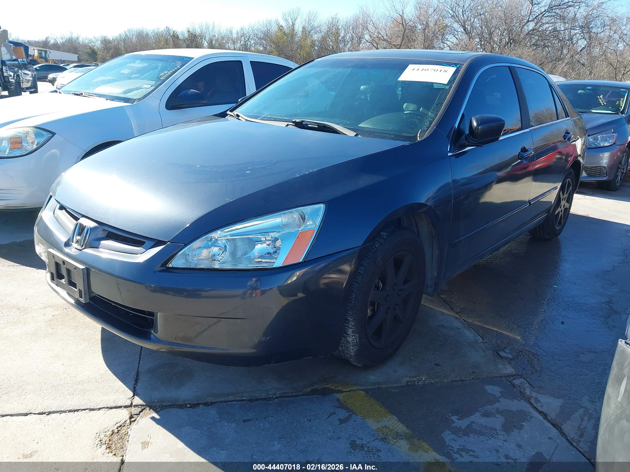 HONDA ACCORD image 2