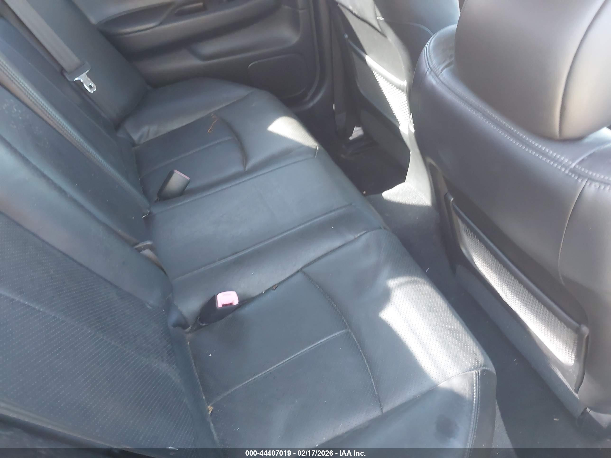 INFINITI G37 image 8