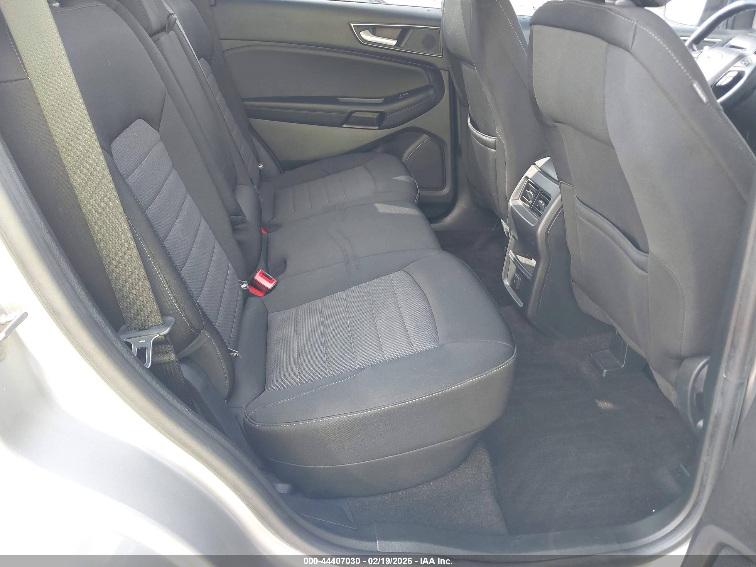 FORD EDGE image 8