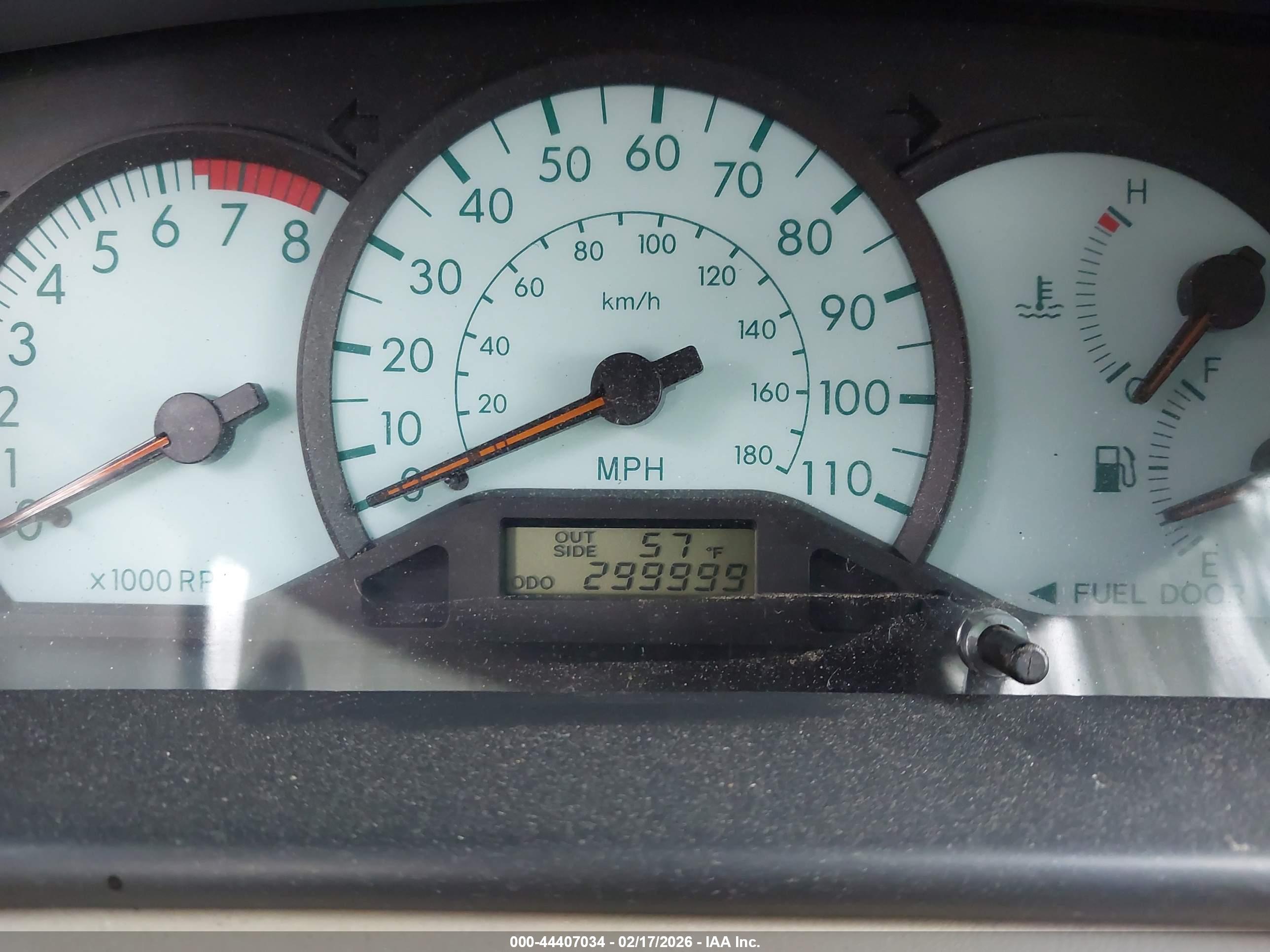 TOYOTA COROLLA image 7