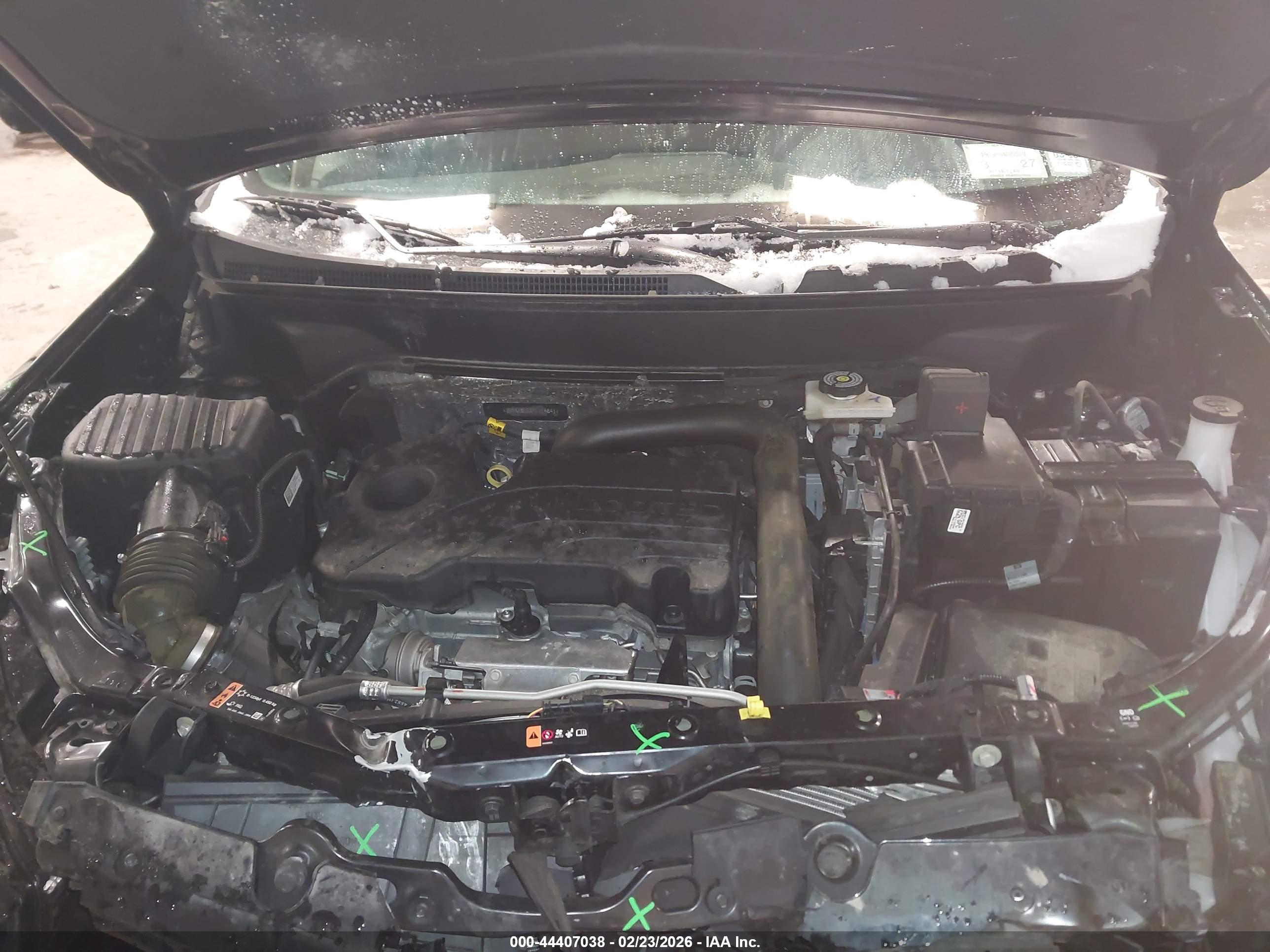 CHEVROLET EQUINOX image 10