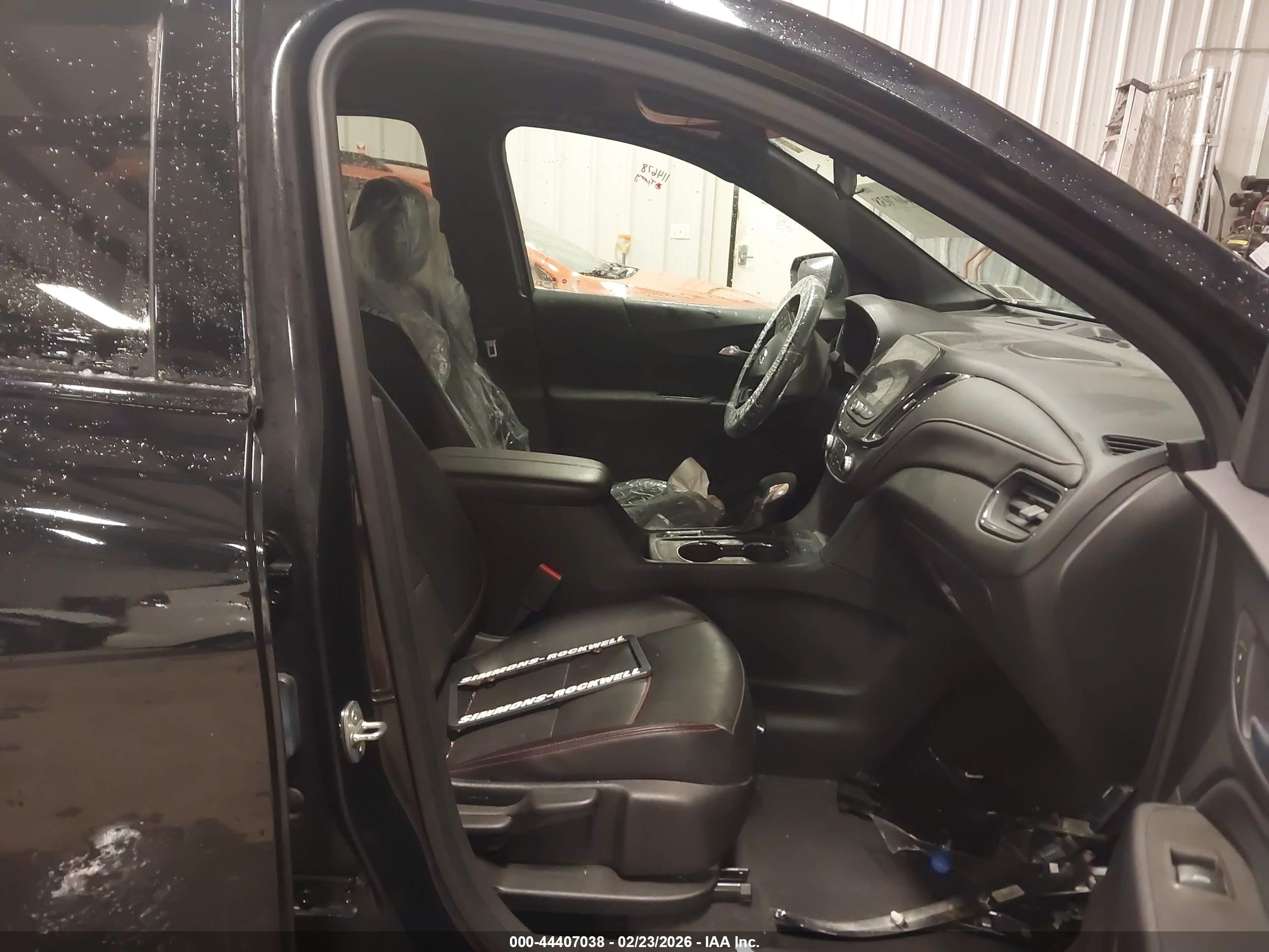CHEVROLET EQUINOX image 5