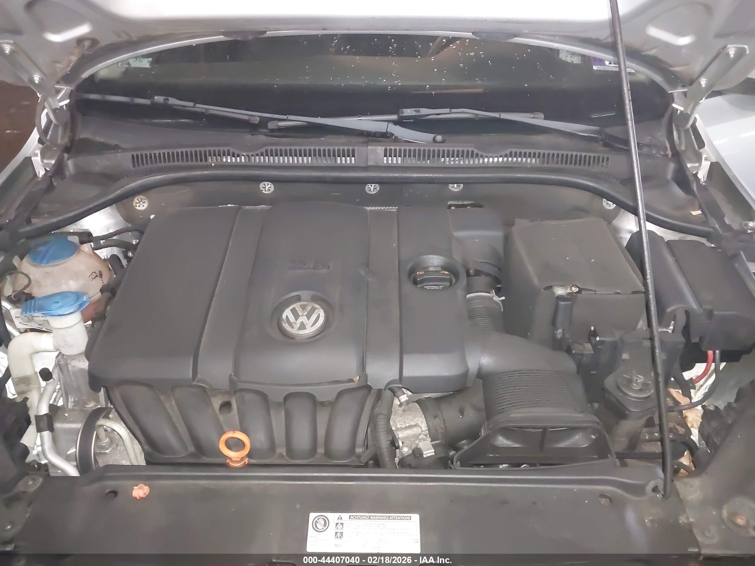 VOLKSWAGEN JETTA image 10