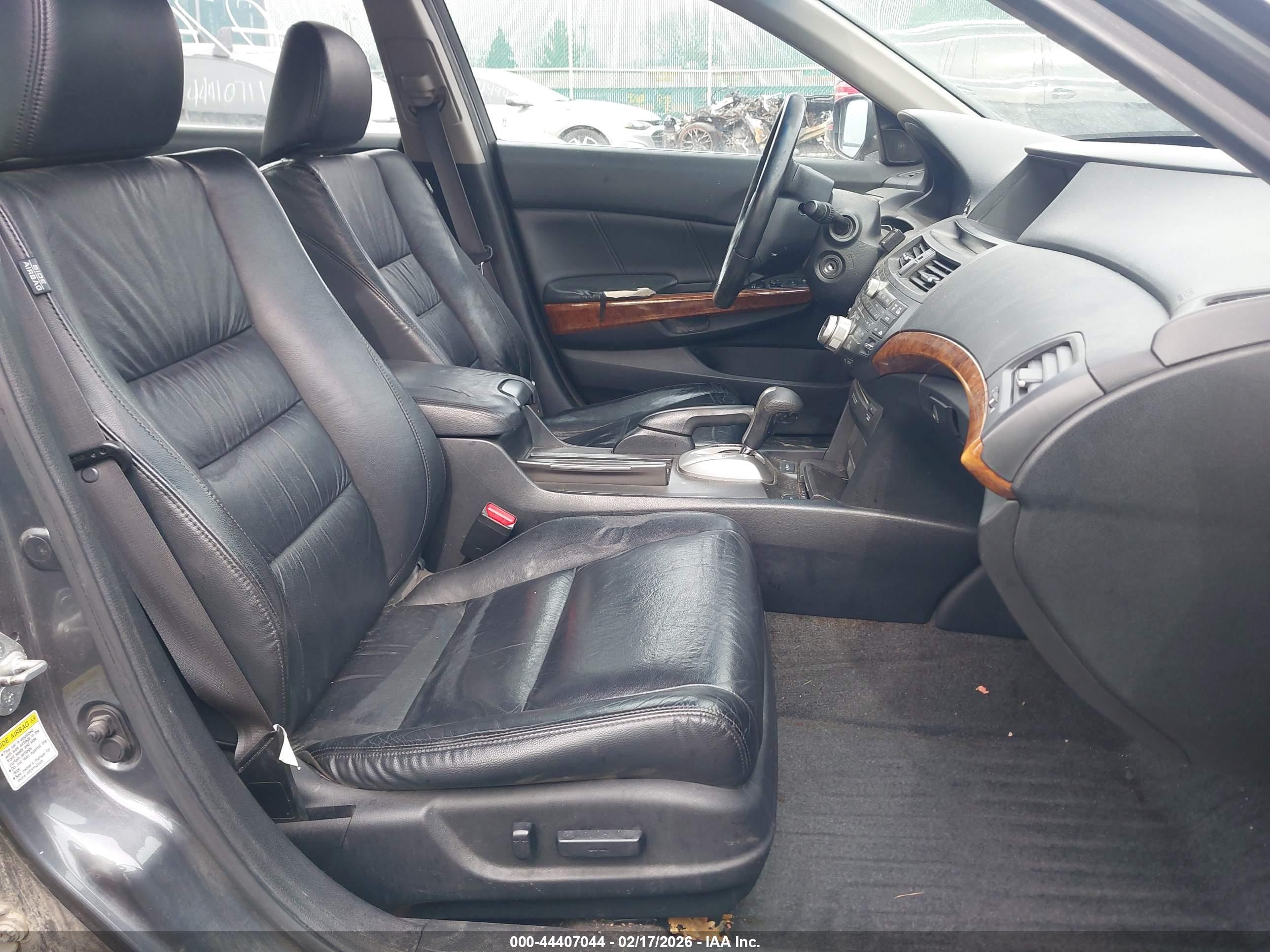 HONDA ACCORD image 5