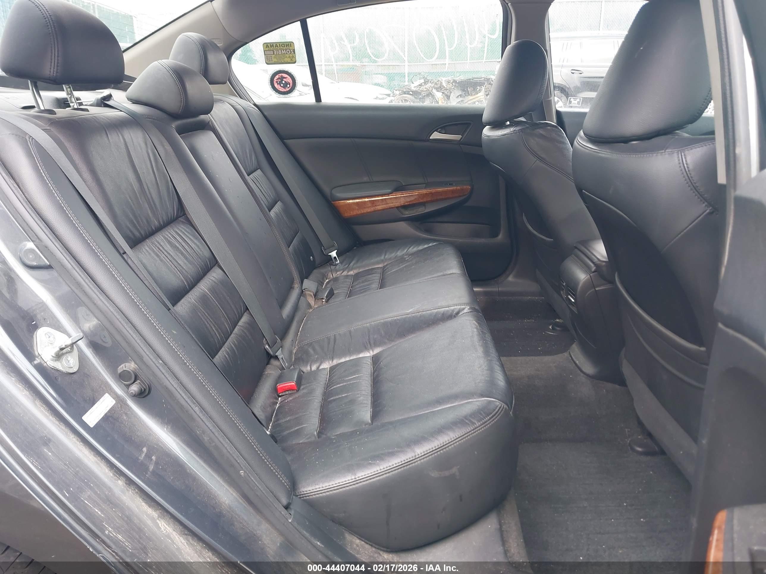 HONDA ACCORD image 8