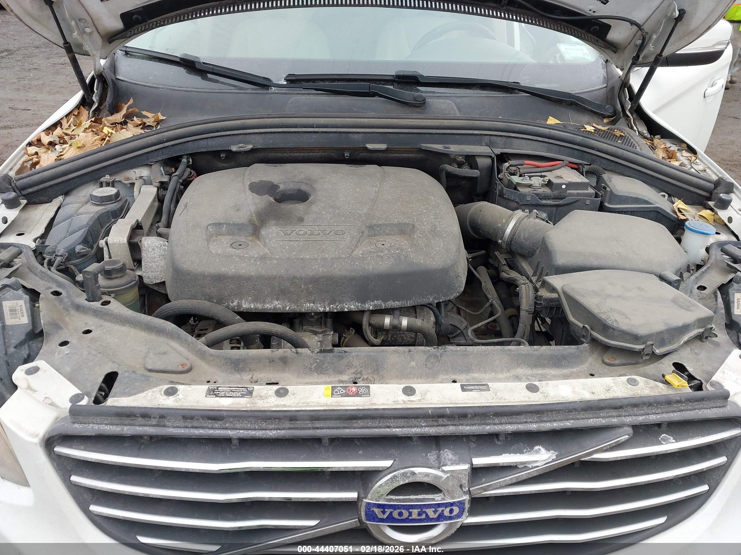 VOLVO XC60 image 10