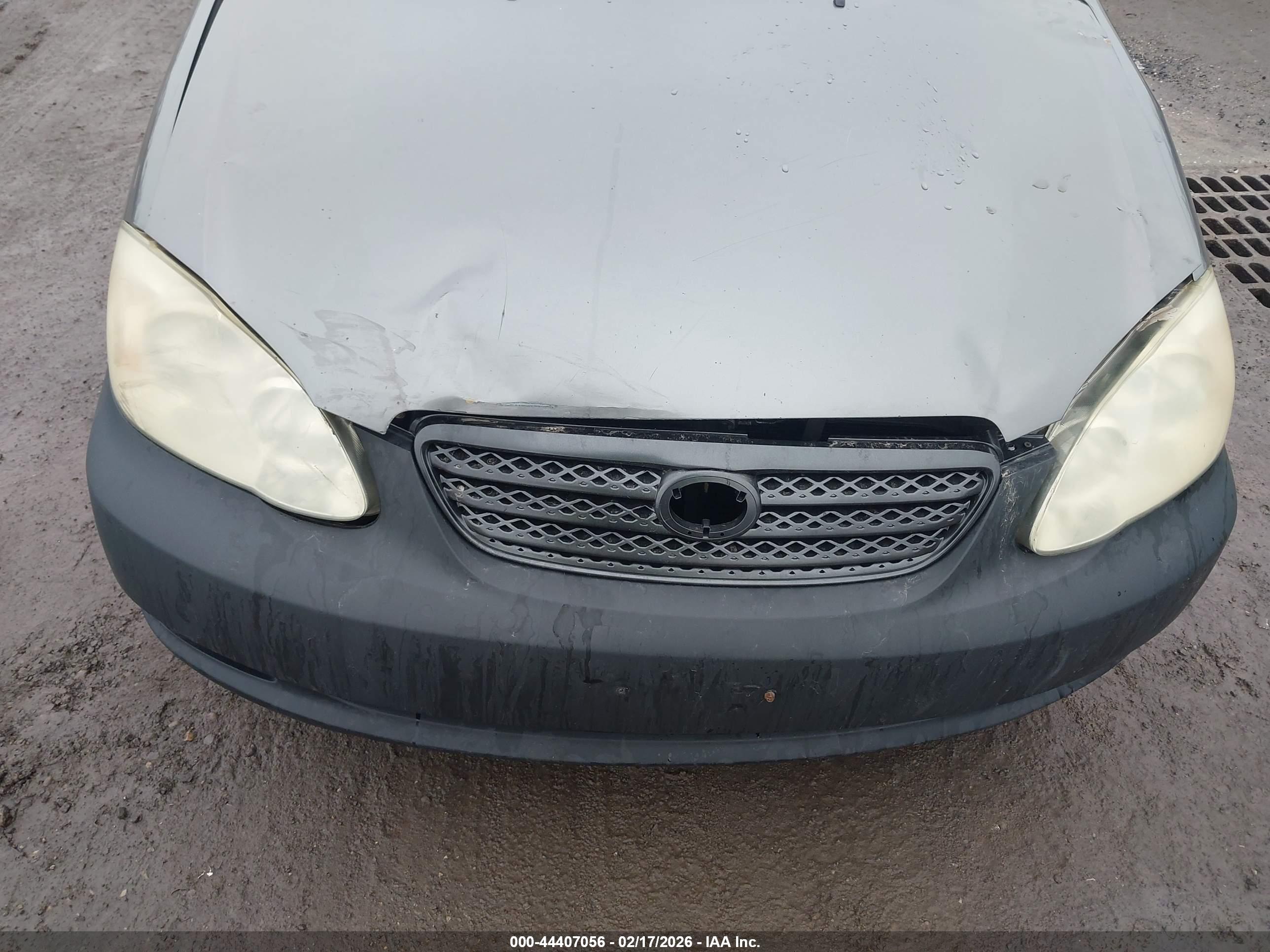 TOYOTA COROLLA image 6