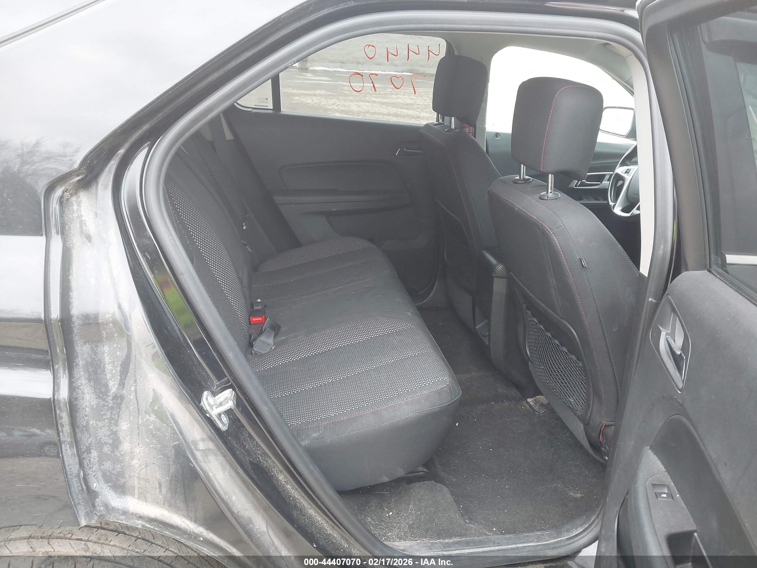 CHEVROLET EQUINOX image 8