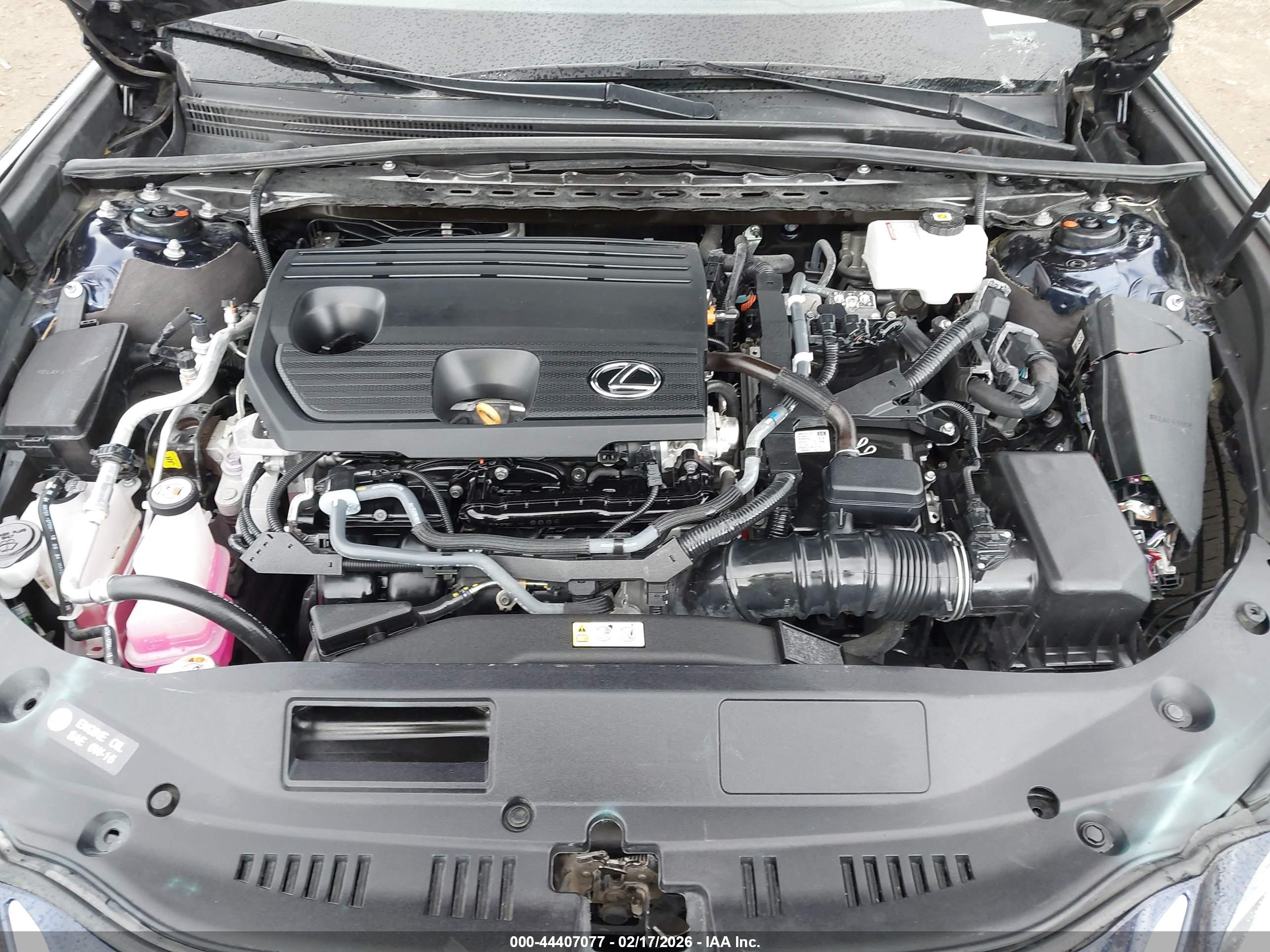 LEXUS ES image 10