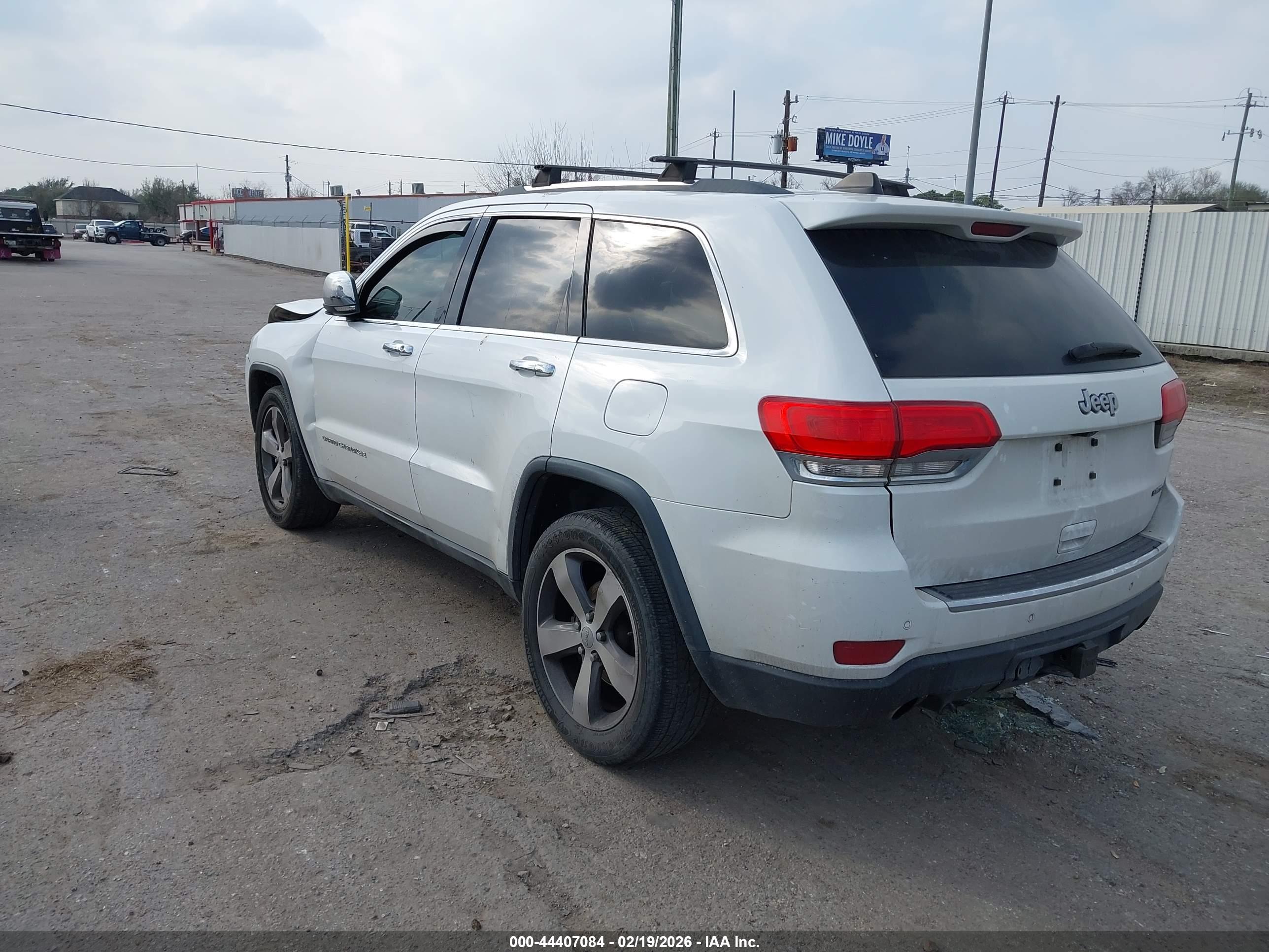 JEEP GRAND image 3