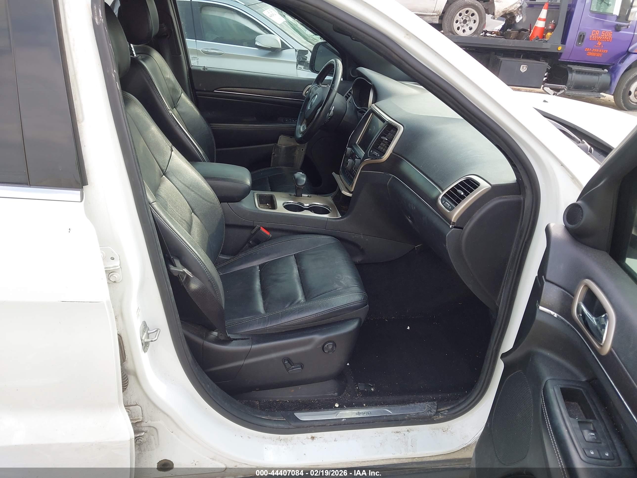 JEEP GRAND image 5