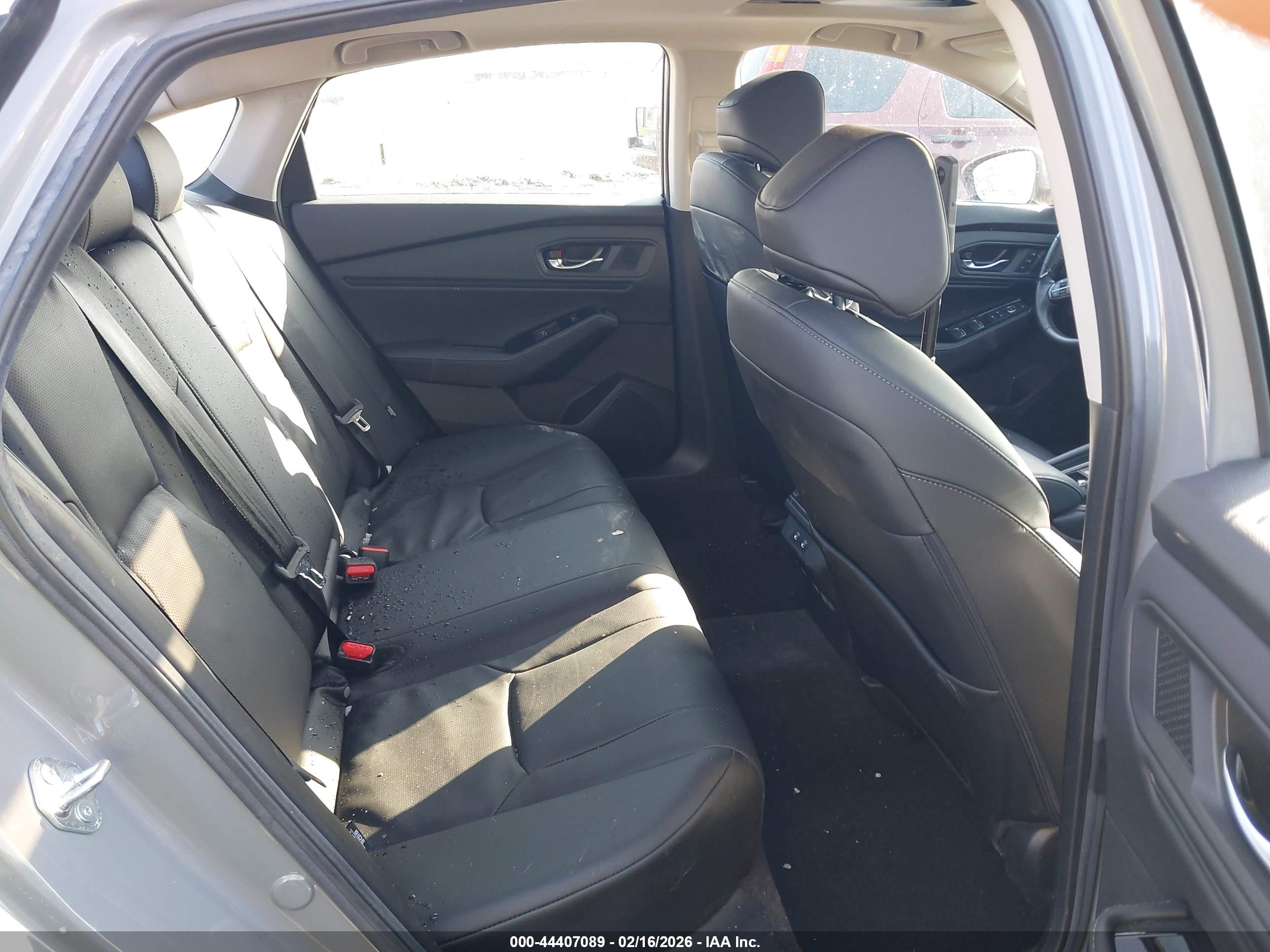 HONDA ACCORD image 8