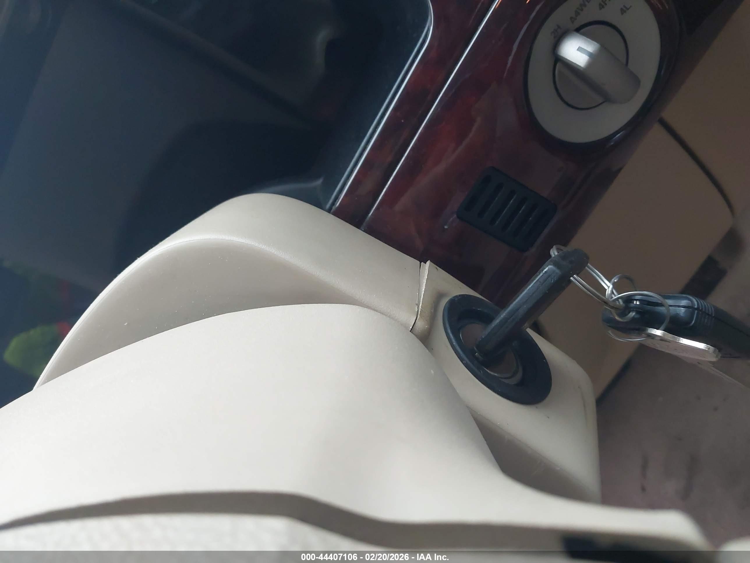 LINCOLN NAVIGATOR image 11