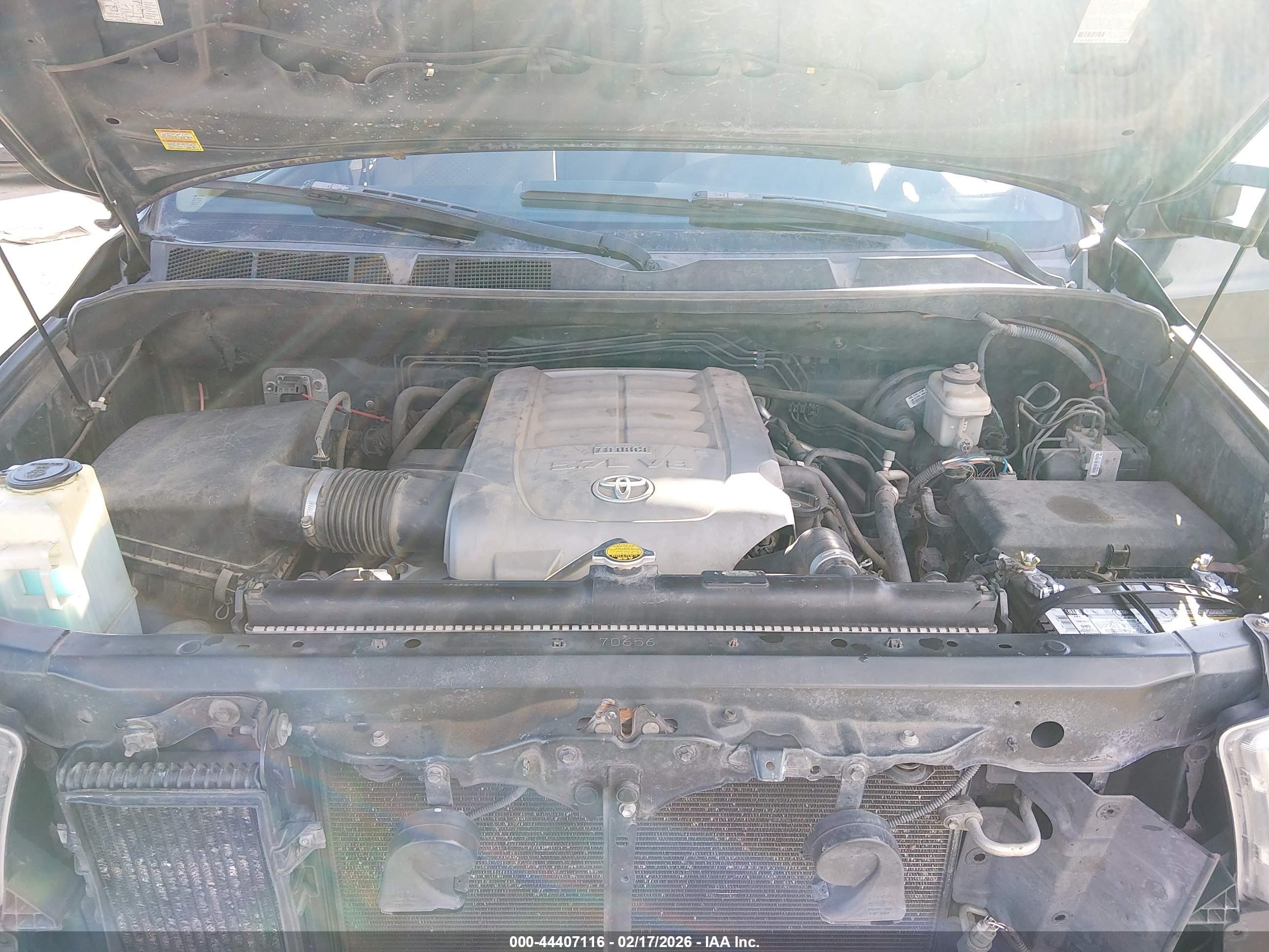 TOYOTA TUNDRA image 10