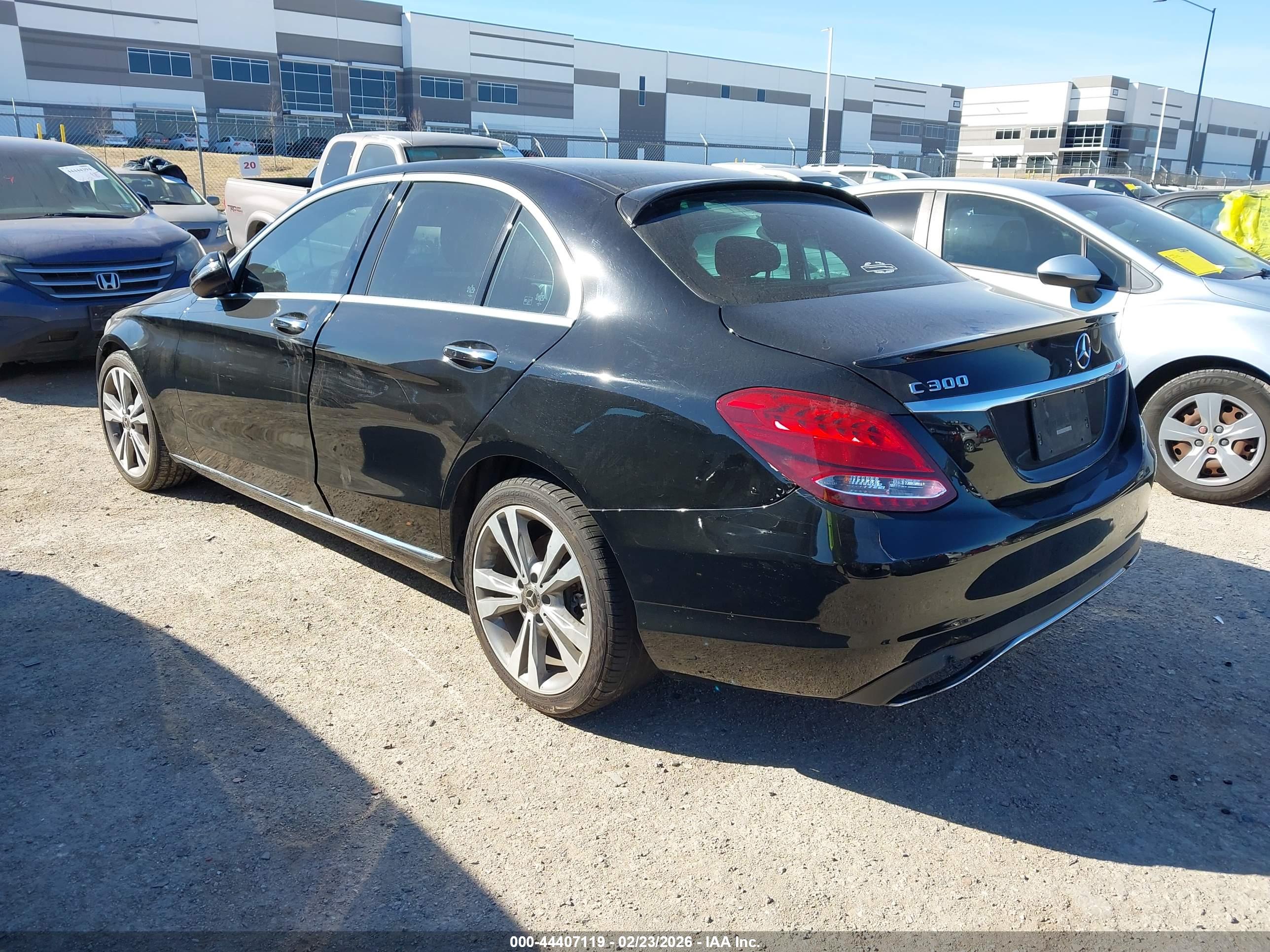 MERCEDES-BENZ C image 3