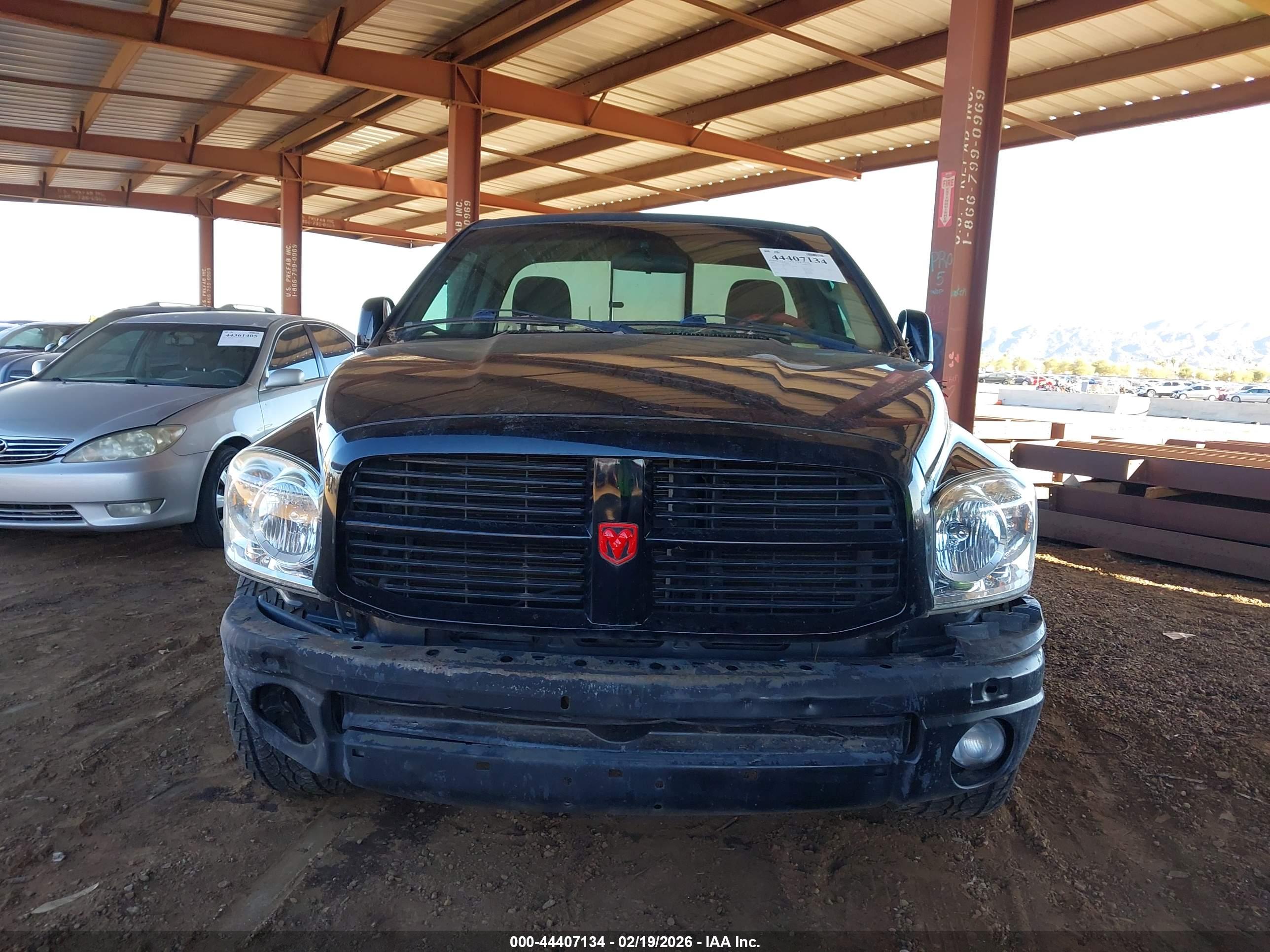 DODGE RAM image 6