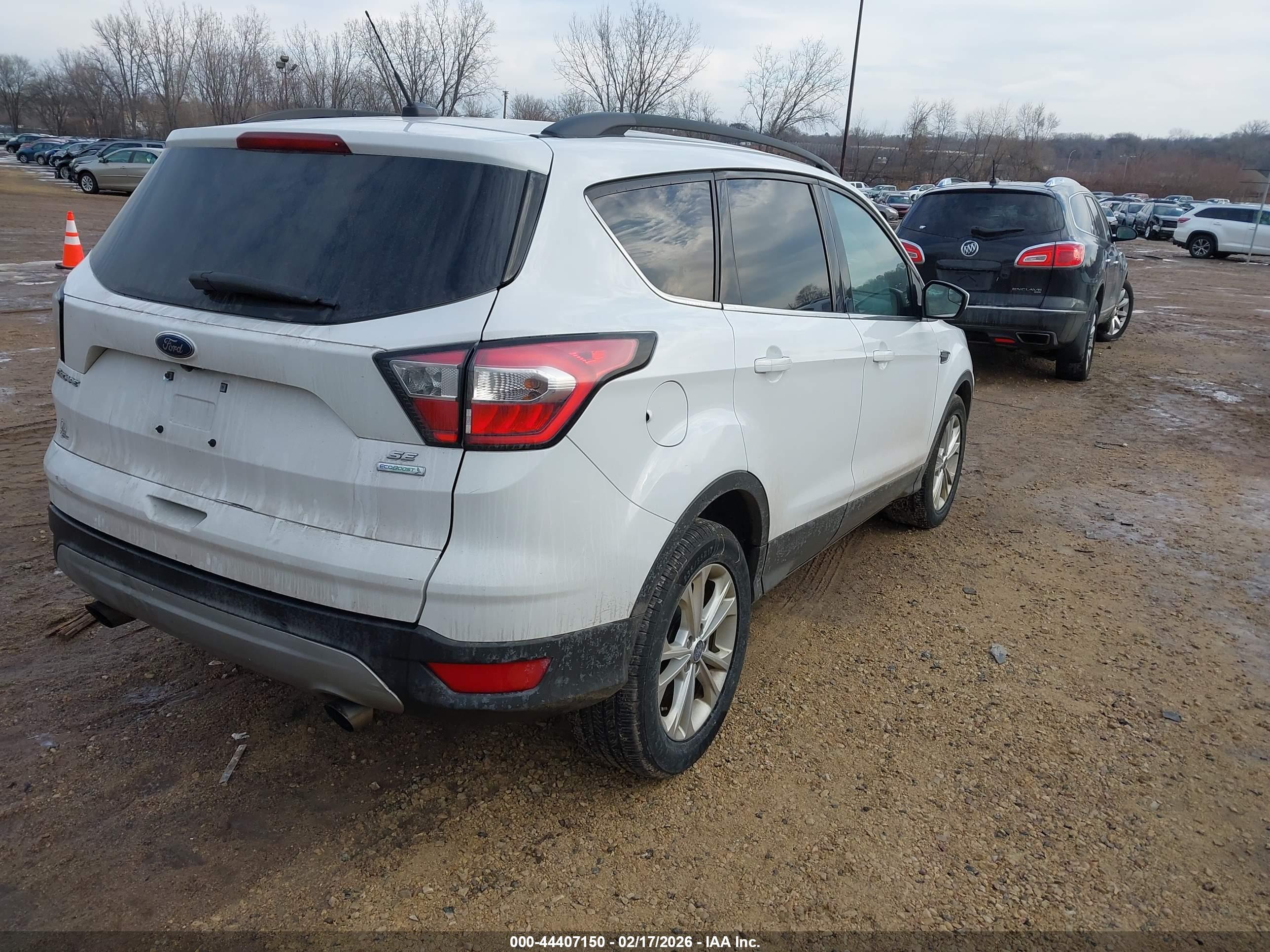 FORD ESCAPE image 4