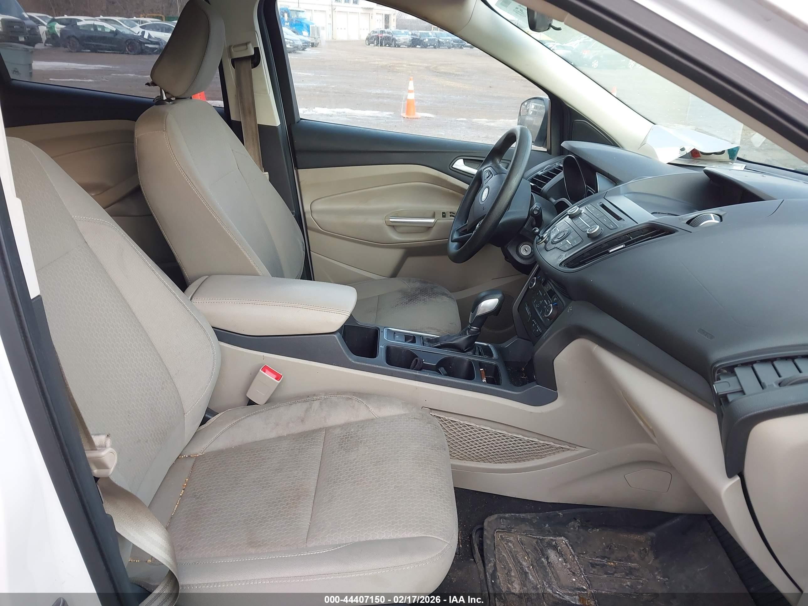 FORD ESCAPE image 5