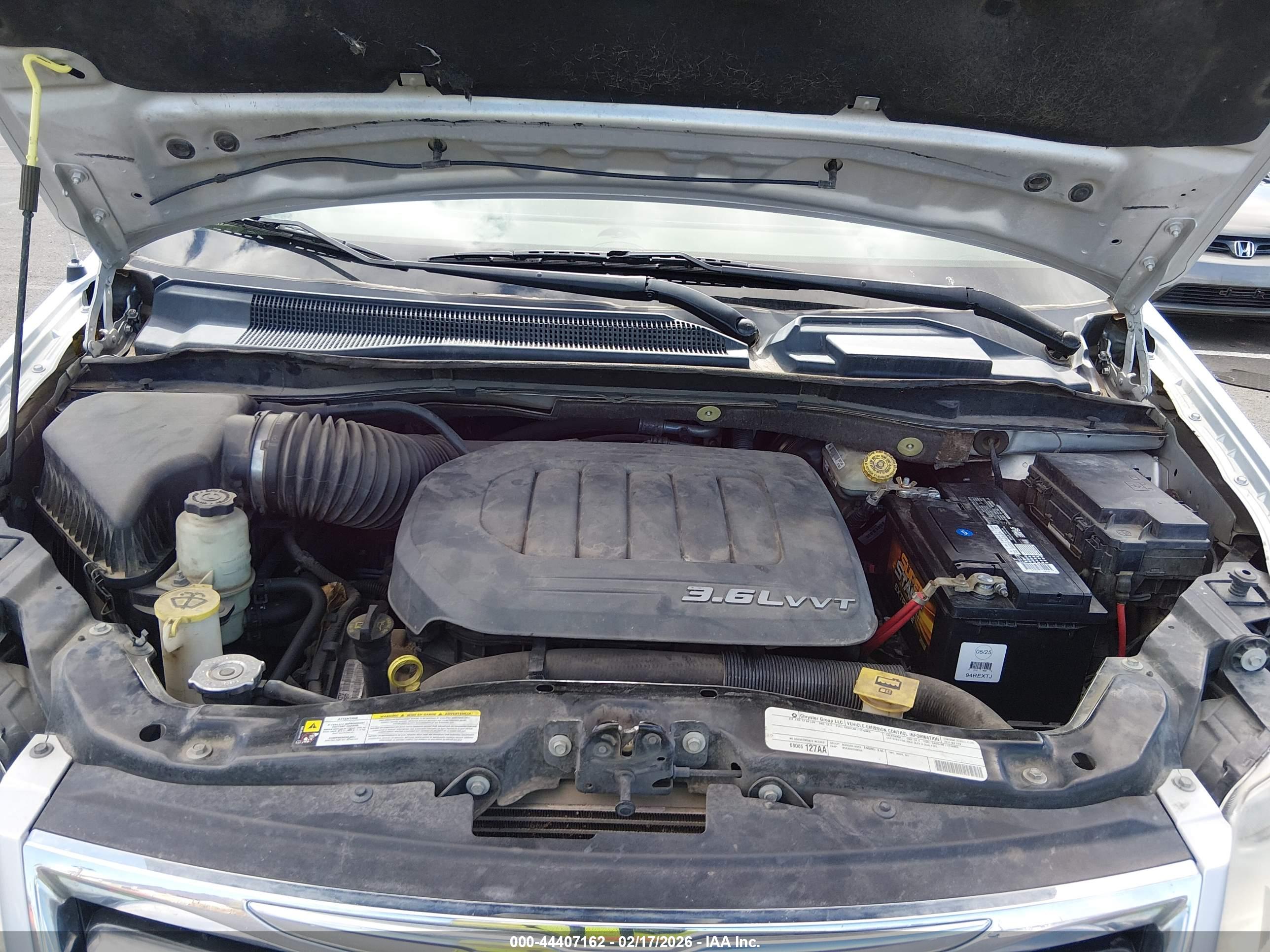 CHRYSLER TOWN image 10