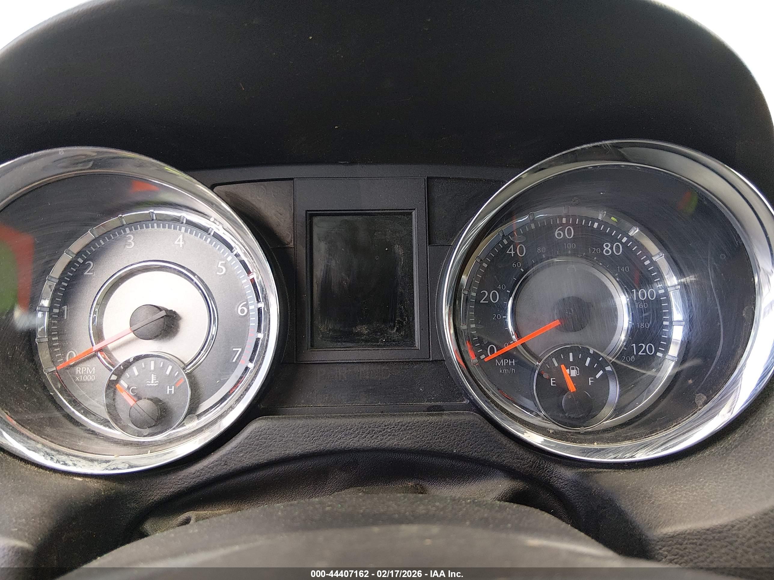 CHRYSLER TOWN image 7
