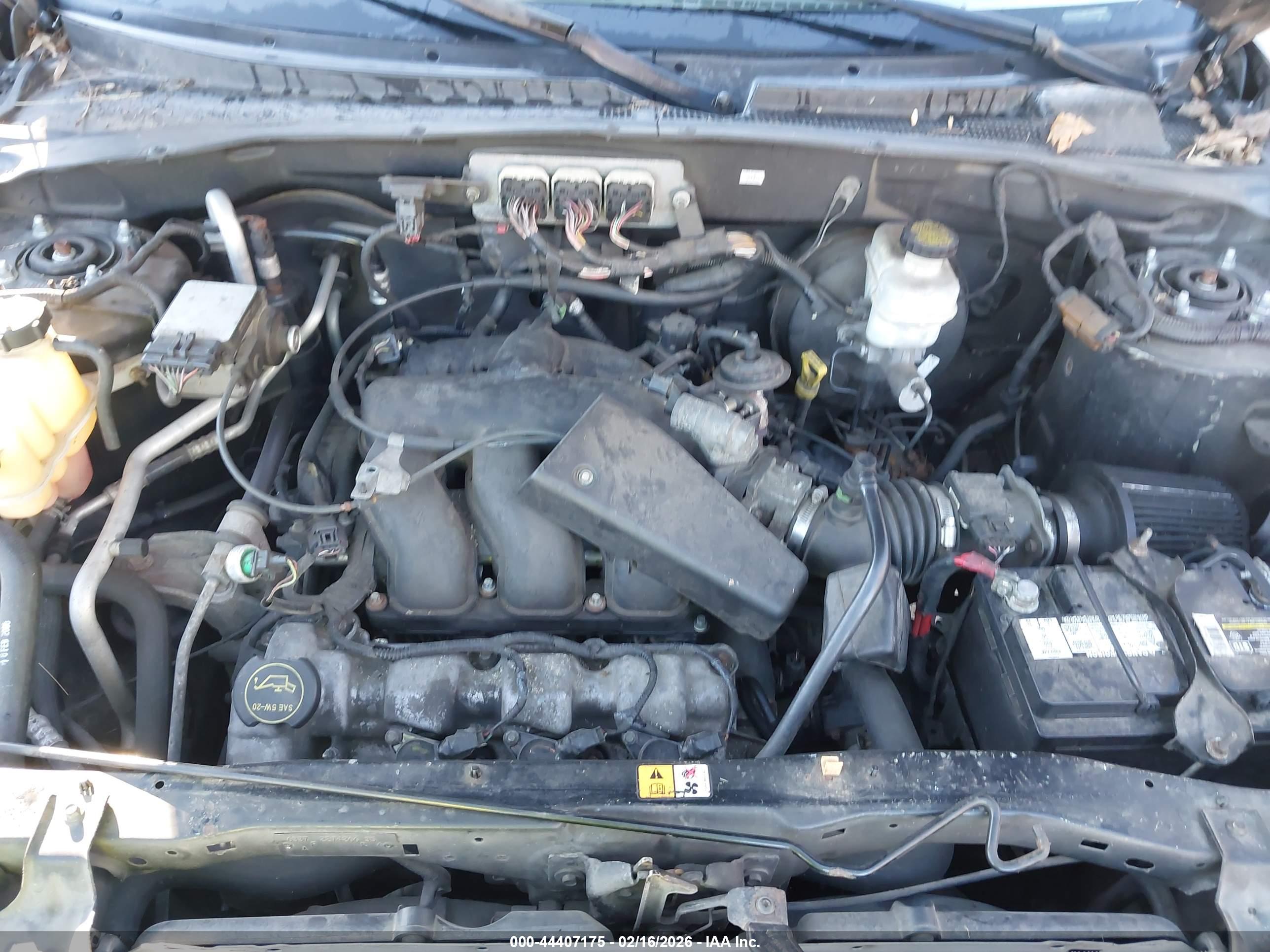 FORD ESCAPE image 10