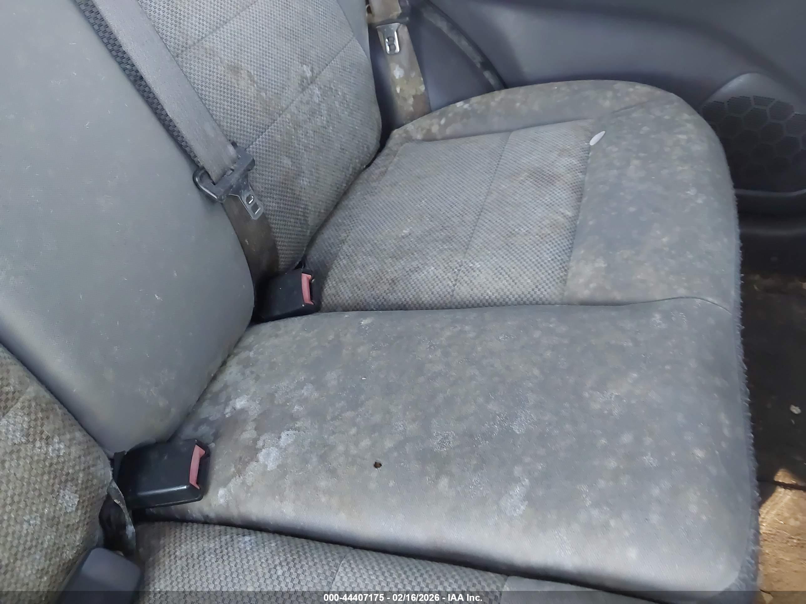 FORD ESCAPE image 6