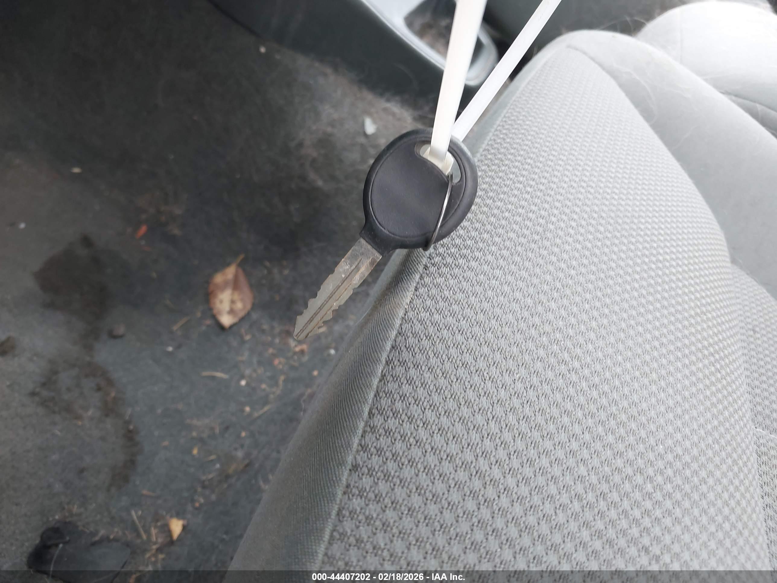 DODGE DAKOTA image 11