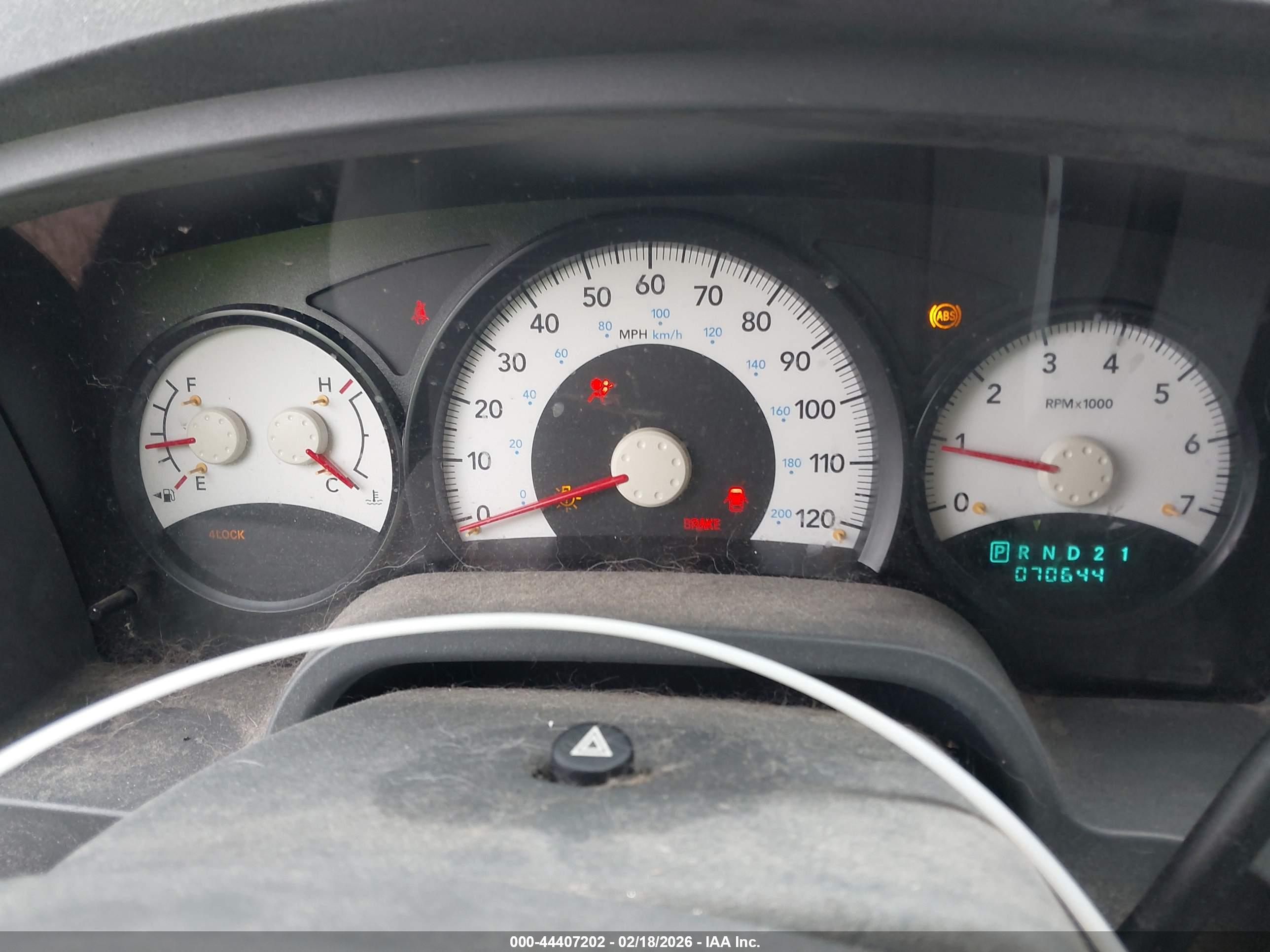 DODGE DAKOTA image 7