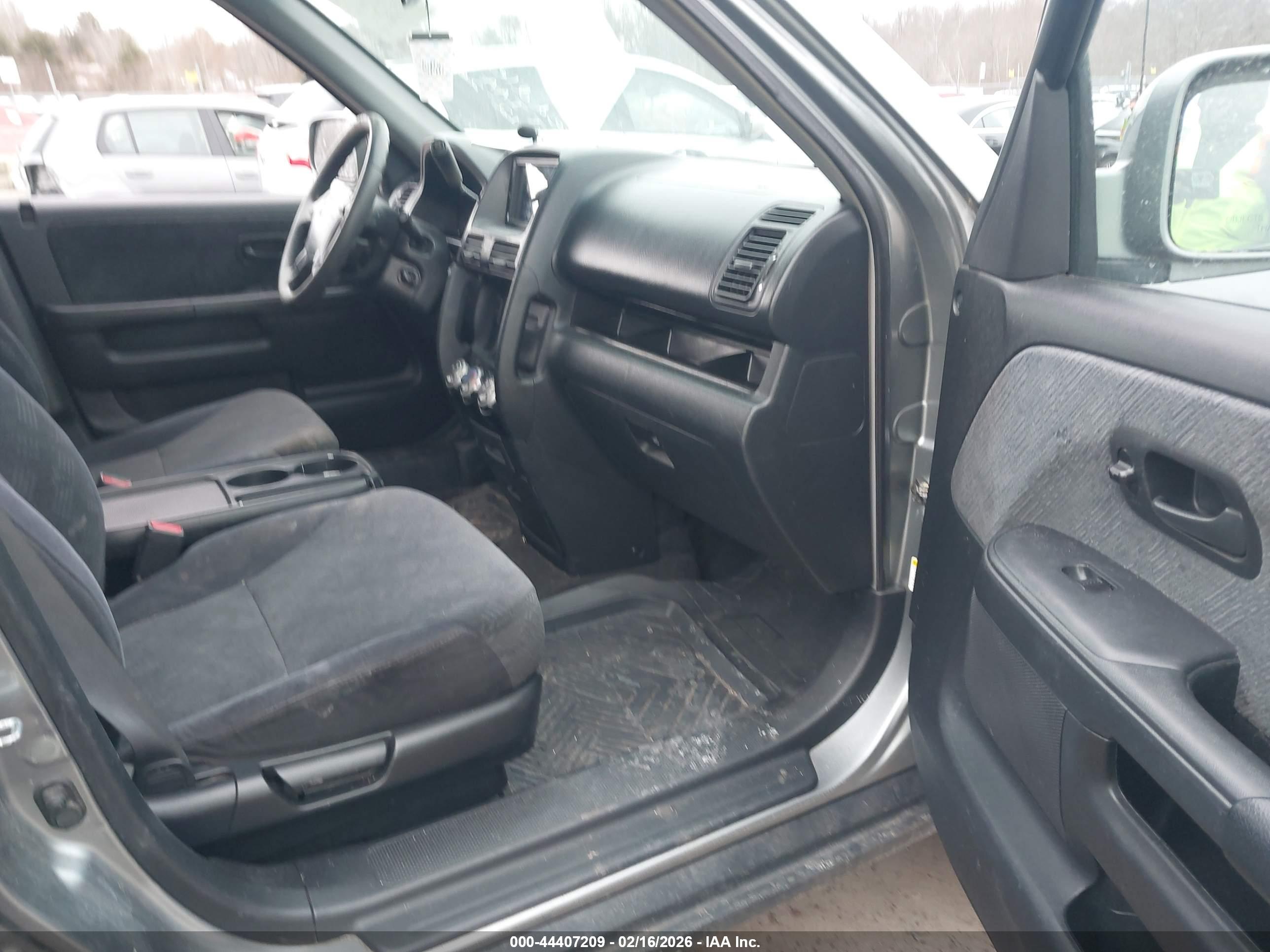 HONDA CR-V image 5
