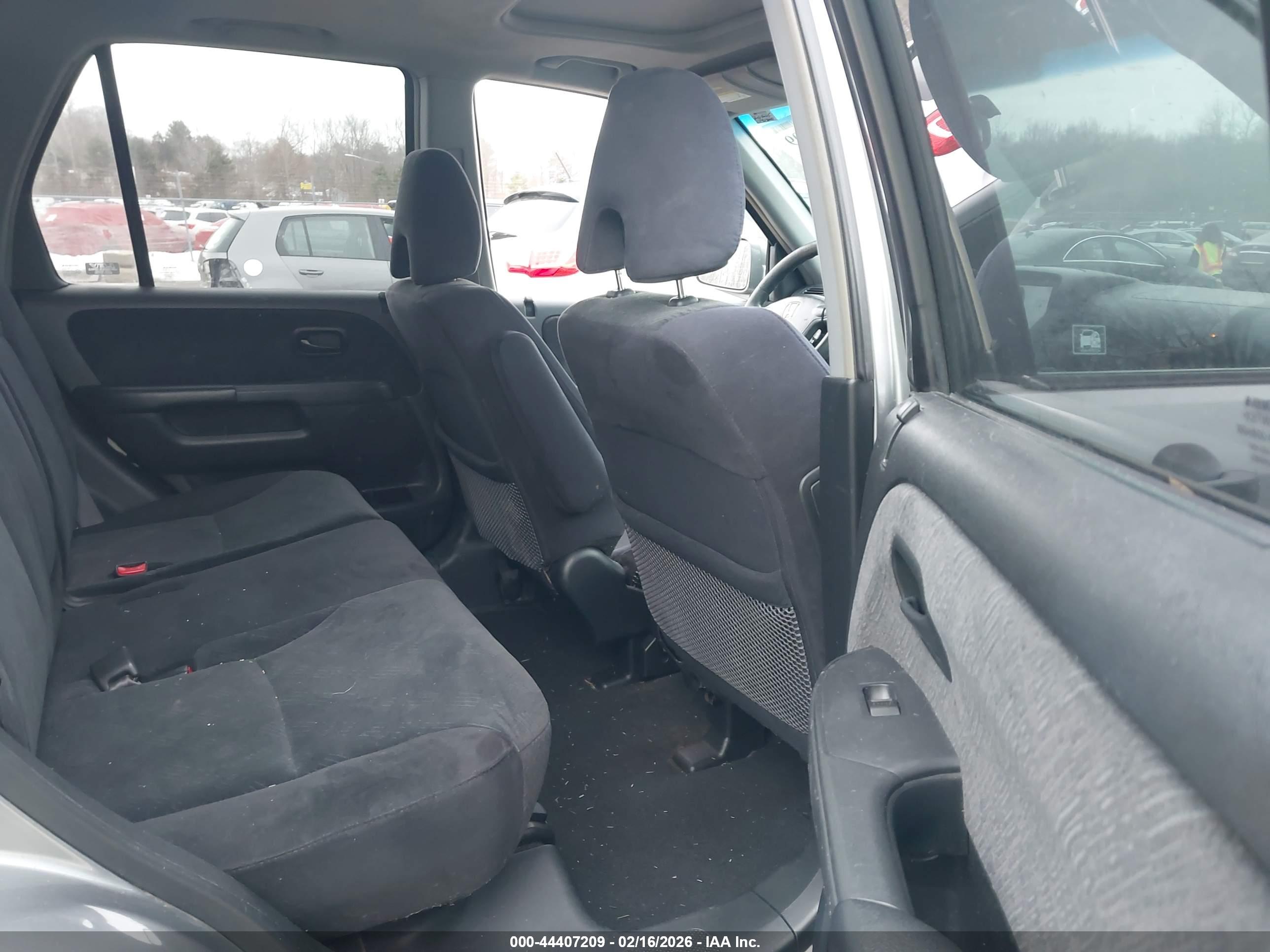 HONDA CR-V image 8