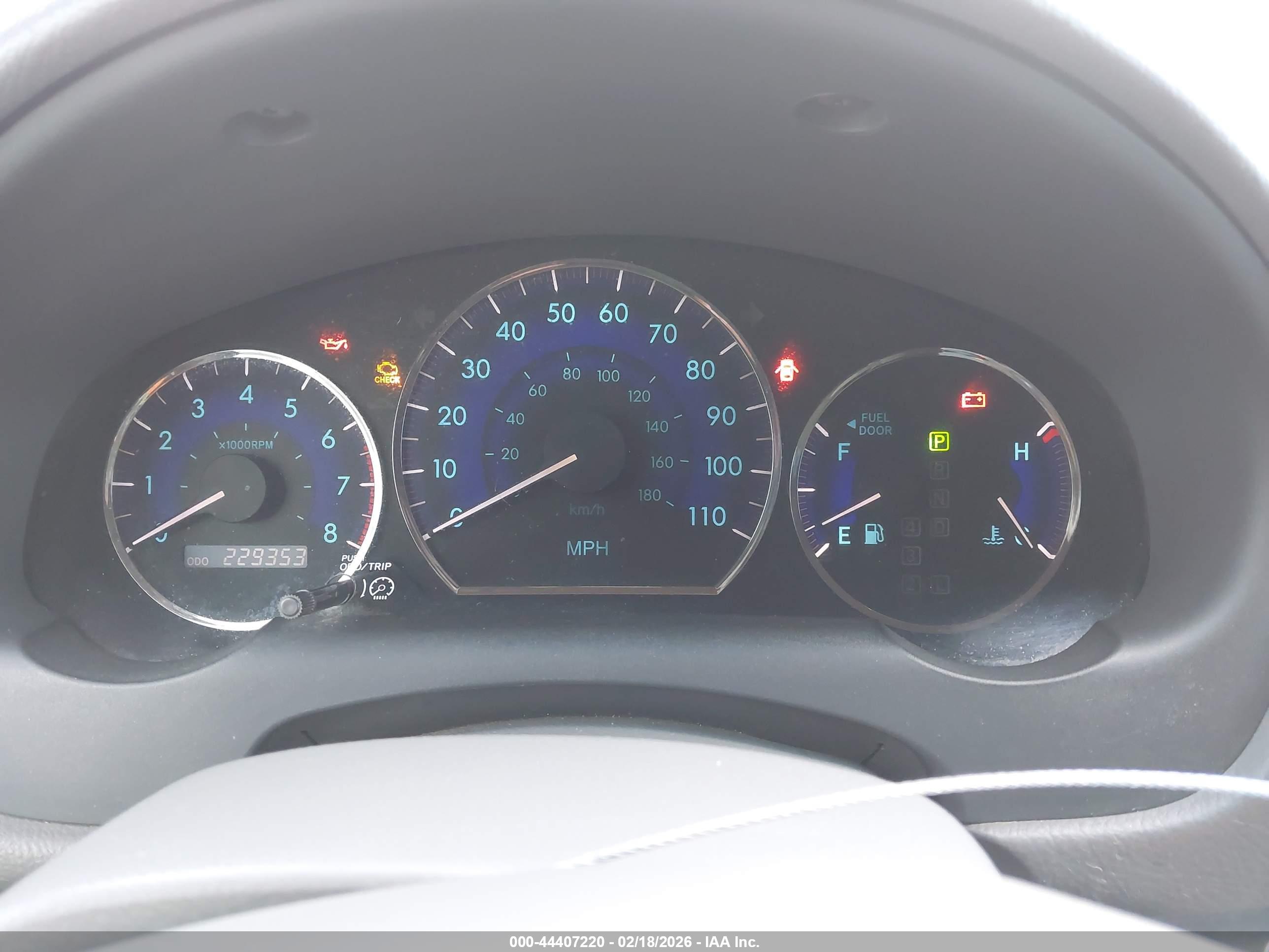 TOYOTA SIENNA image 7