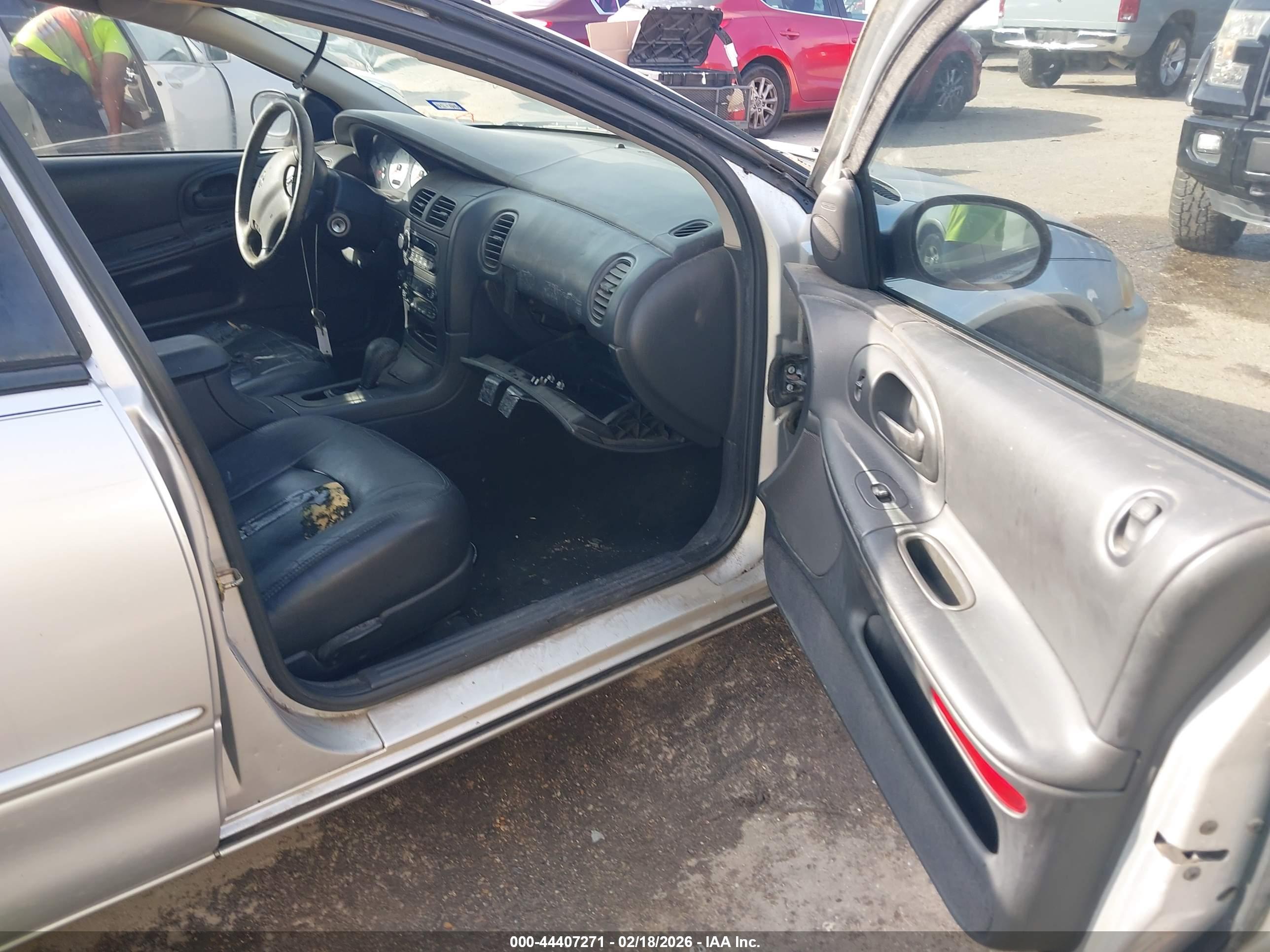 DODGE INTREPID image 5