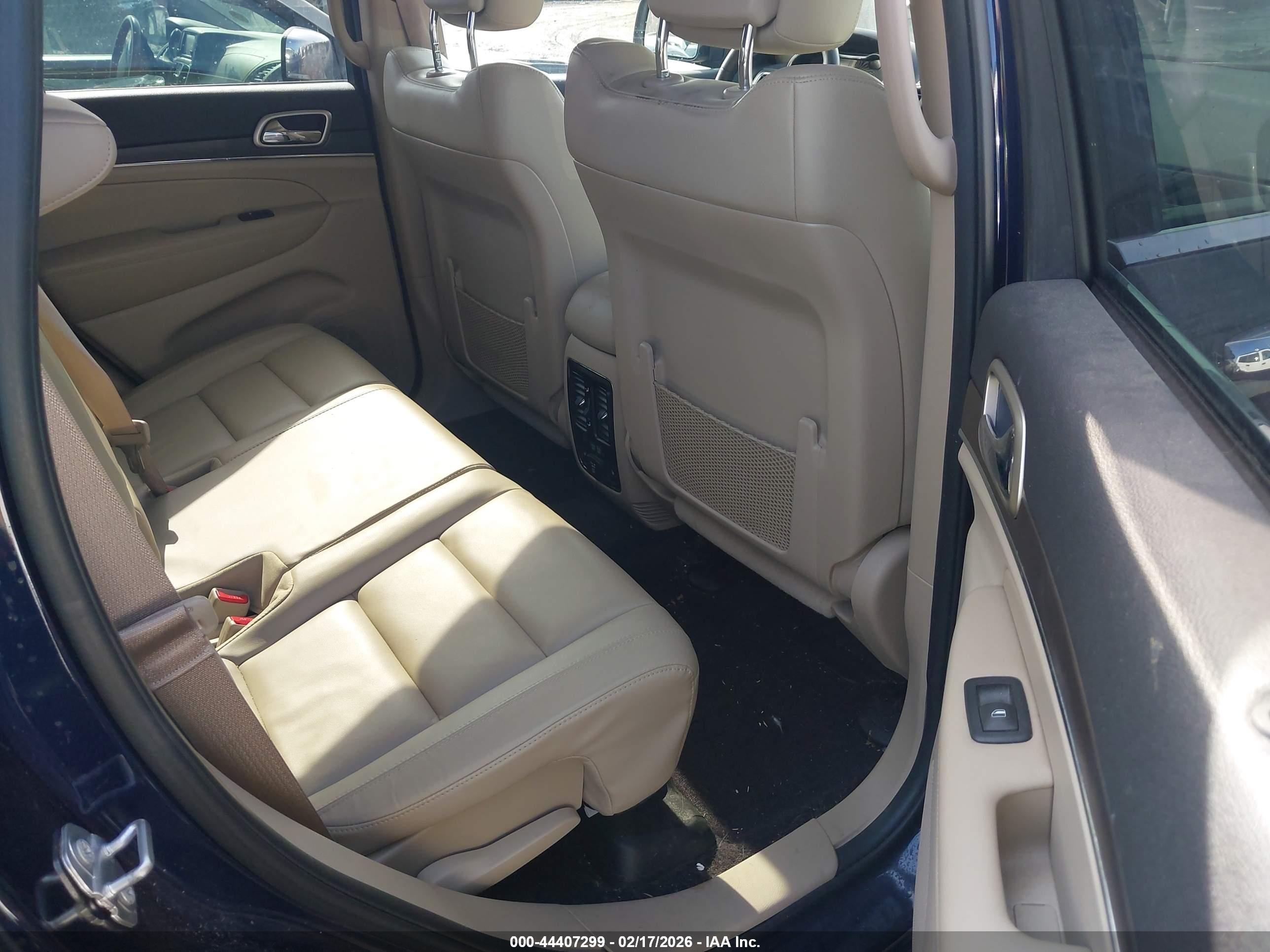 JEEP GRAND image 8