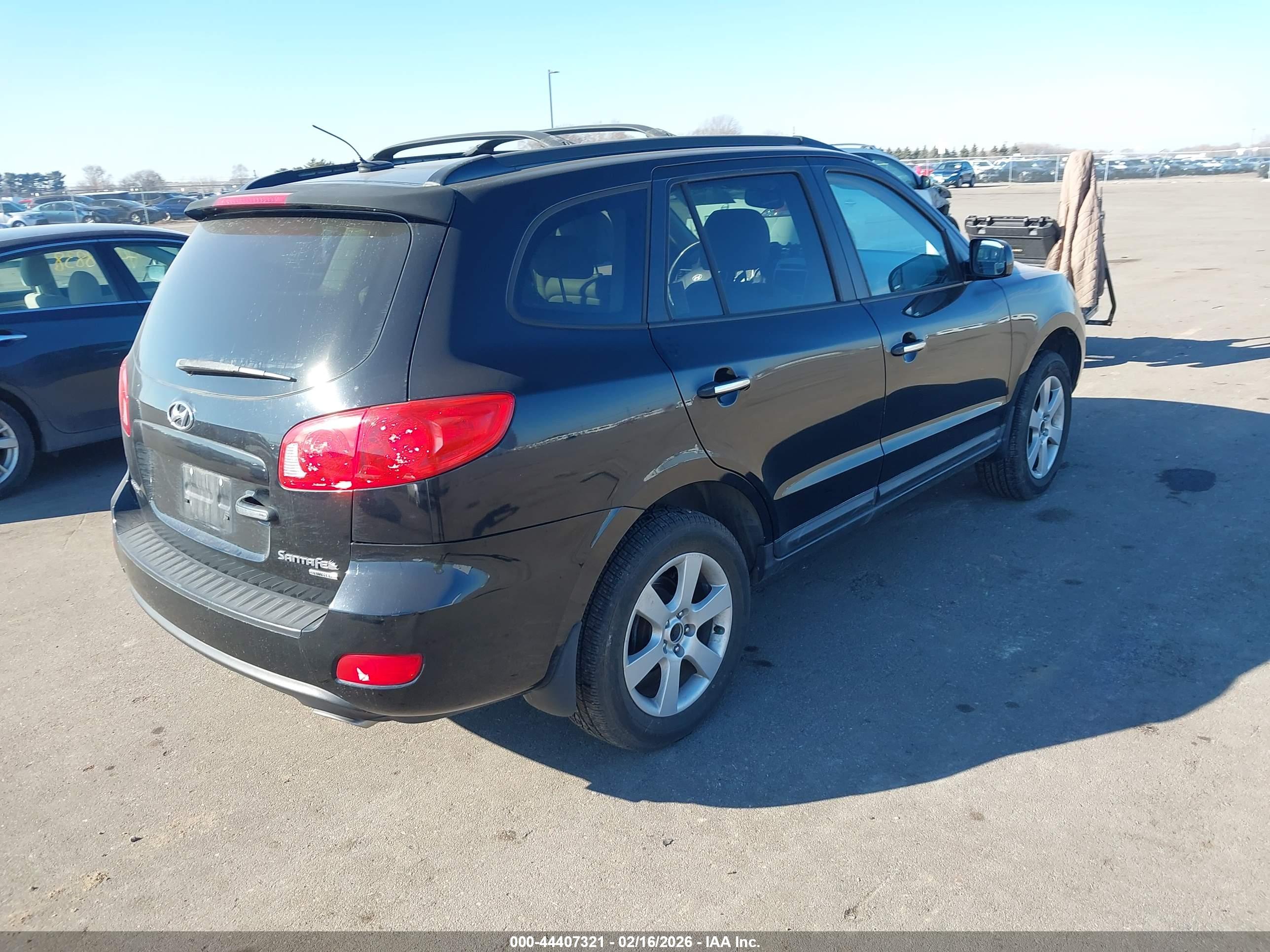 HYUNDAI SANTA image 4