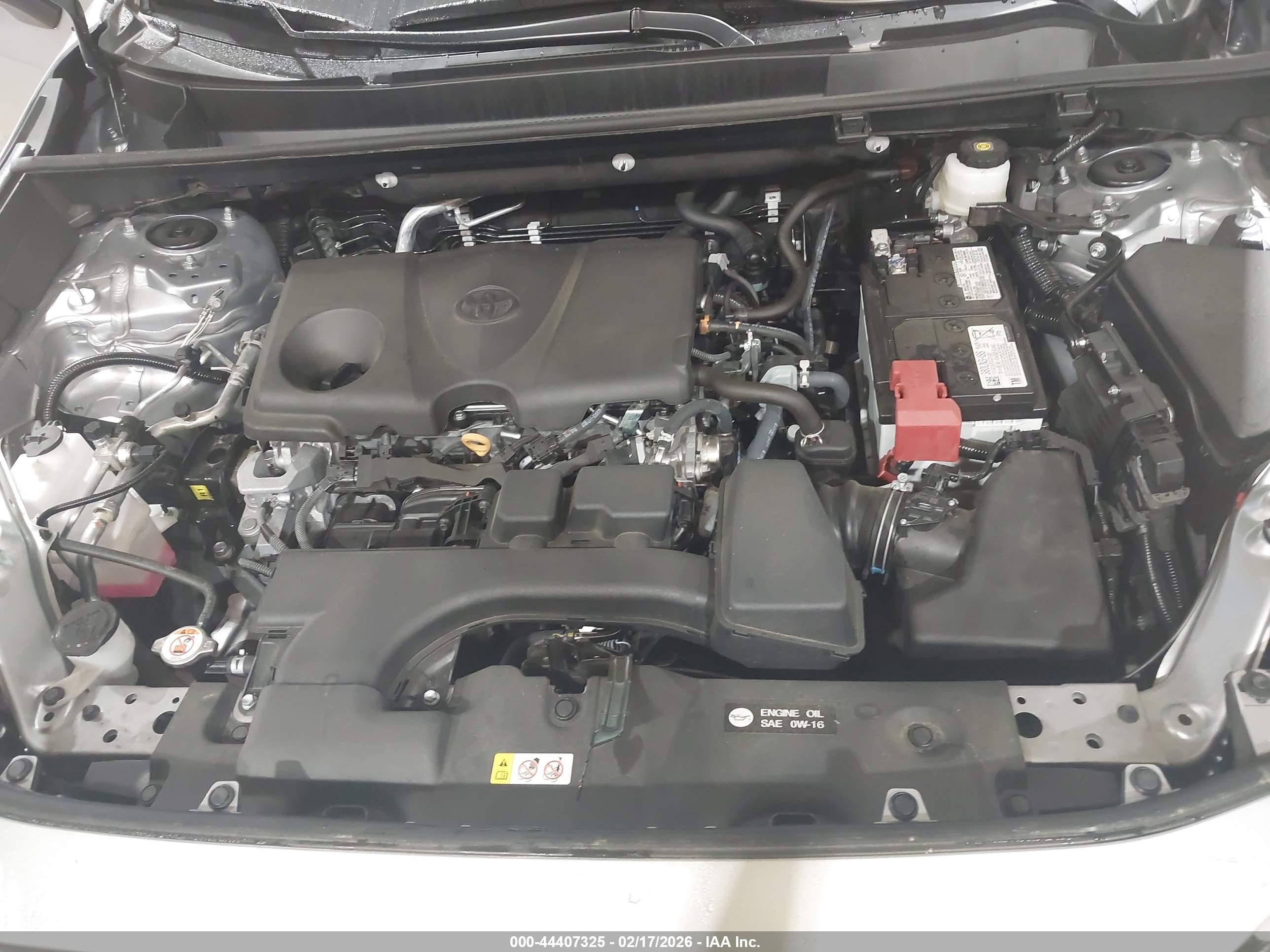 TOYOTA RAV4 image 10