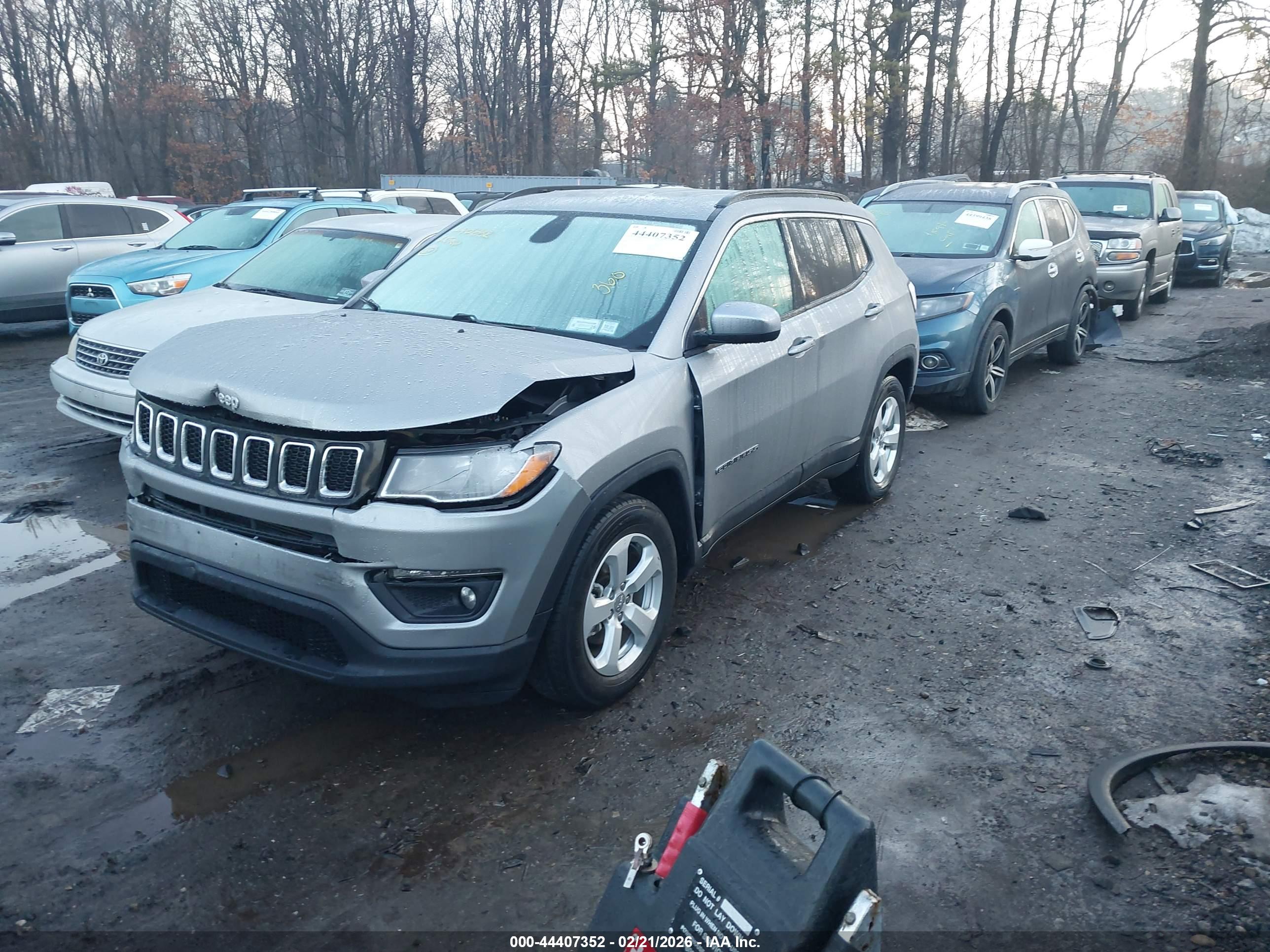 JEEP COMPASS image 2